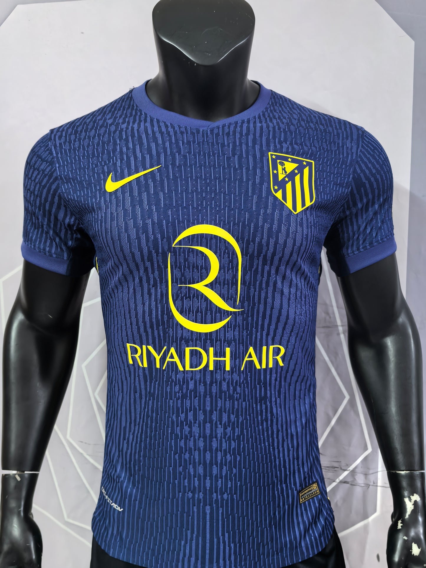 Atletico Madrid 25-26 Away Player Version Soccer Jersey