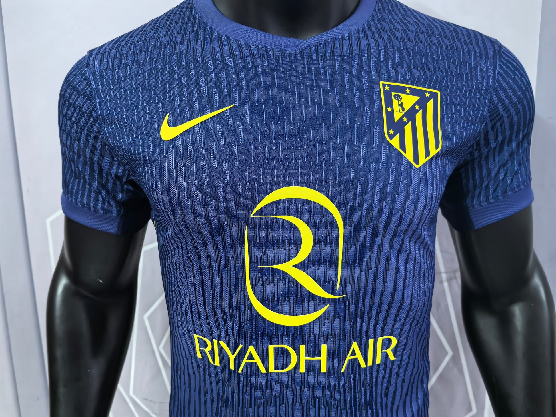 Atletico Madrid 25-26 Away Player Version Soccer Jersey