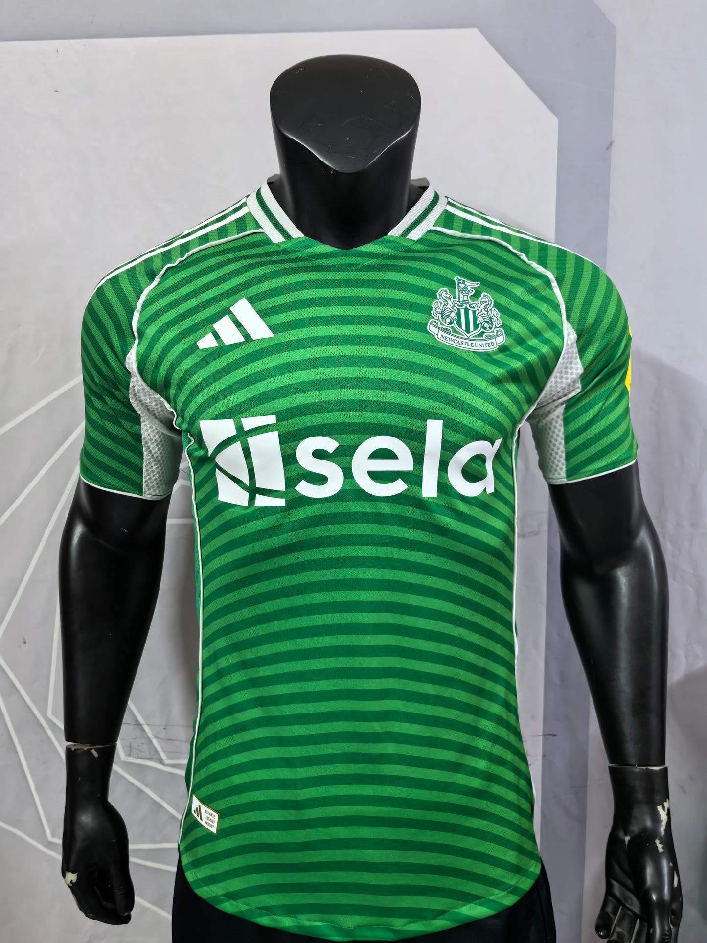 Newcastle United 25-26 Away Player Version Soccer Jersey