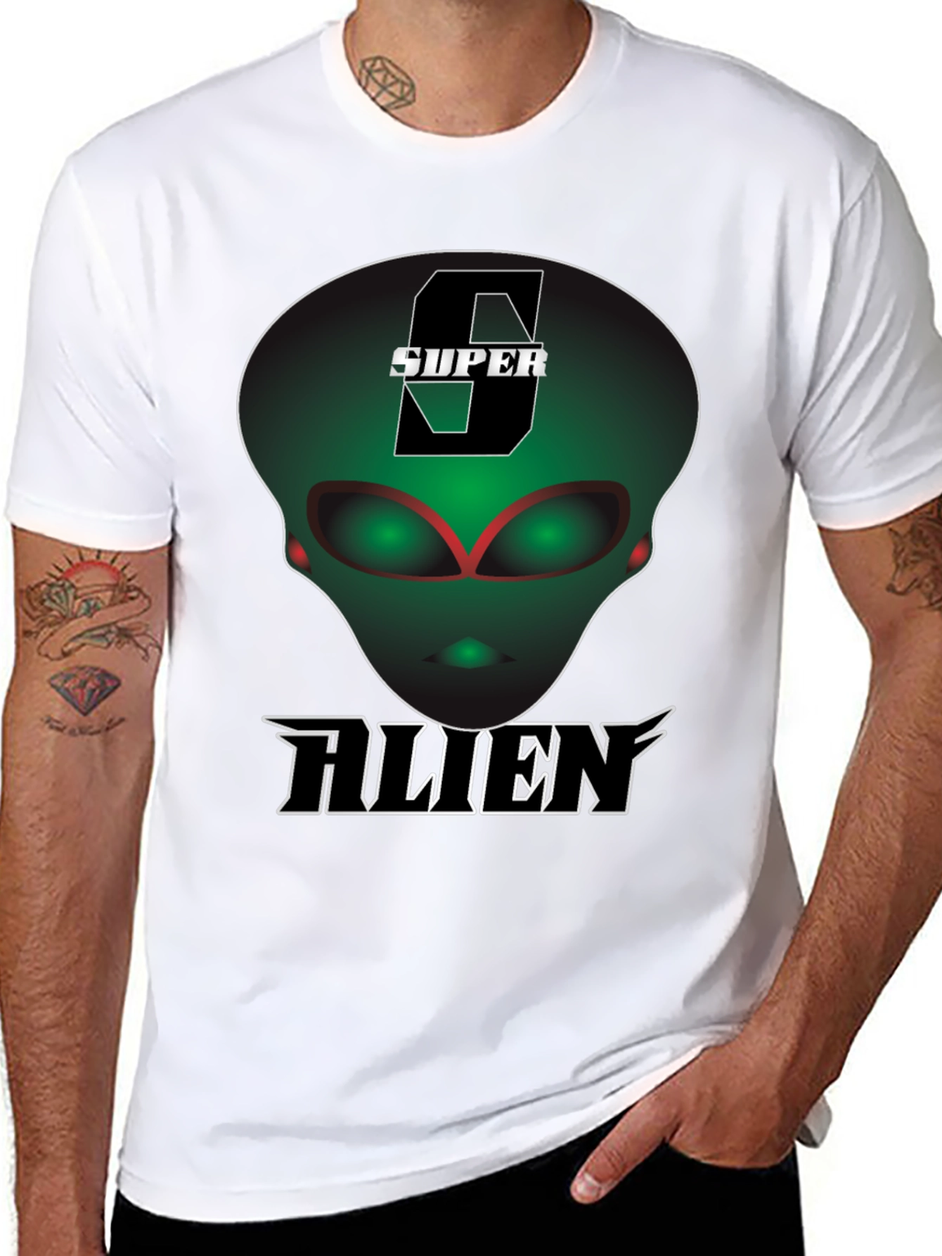 Super Alien Black T-Shirt - Unique Graphic Tee