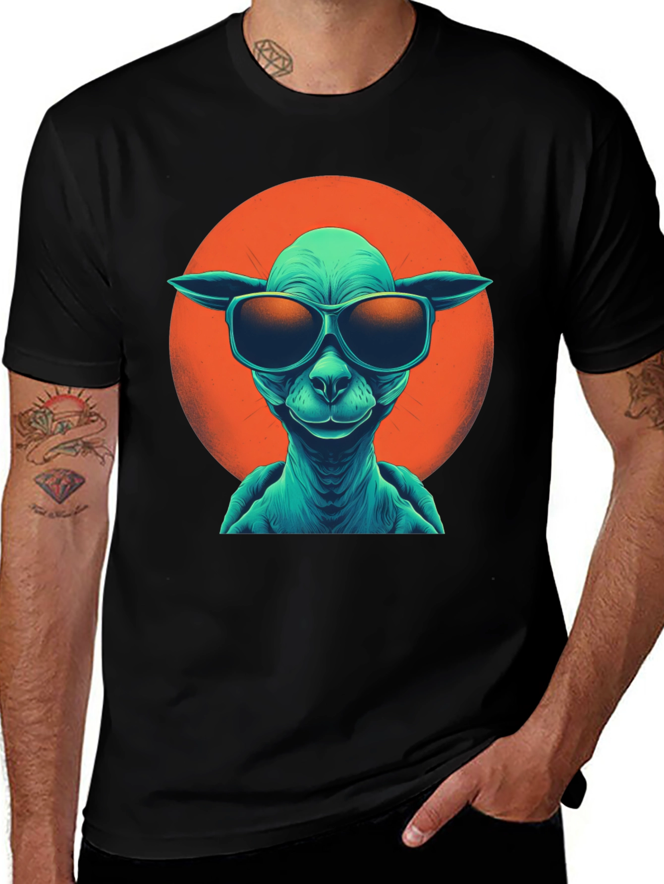 Cool Alien Graphic T-Shirt
