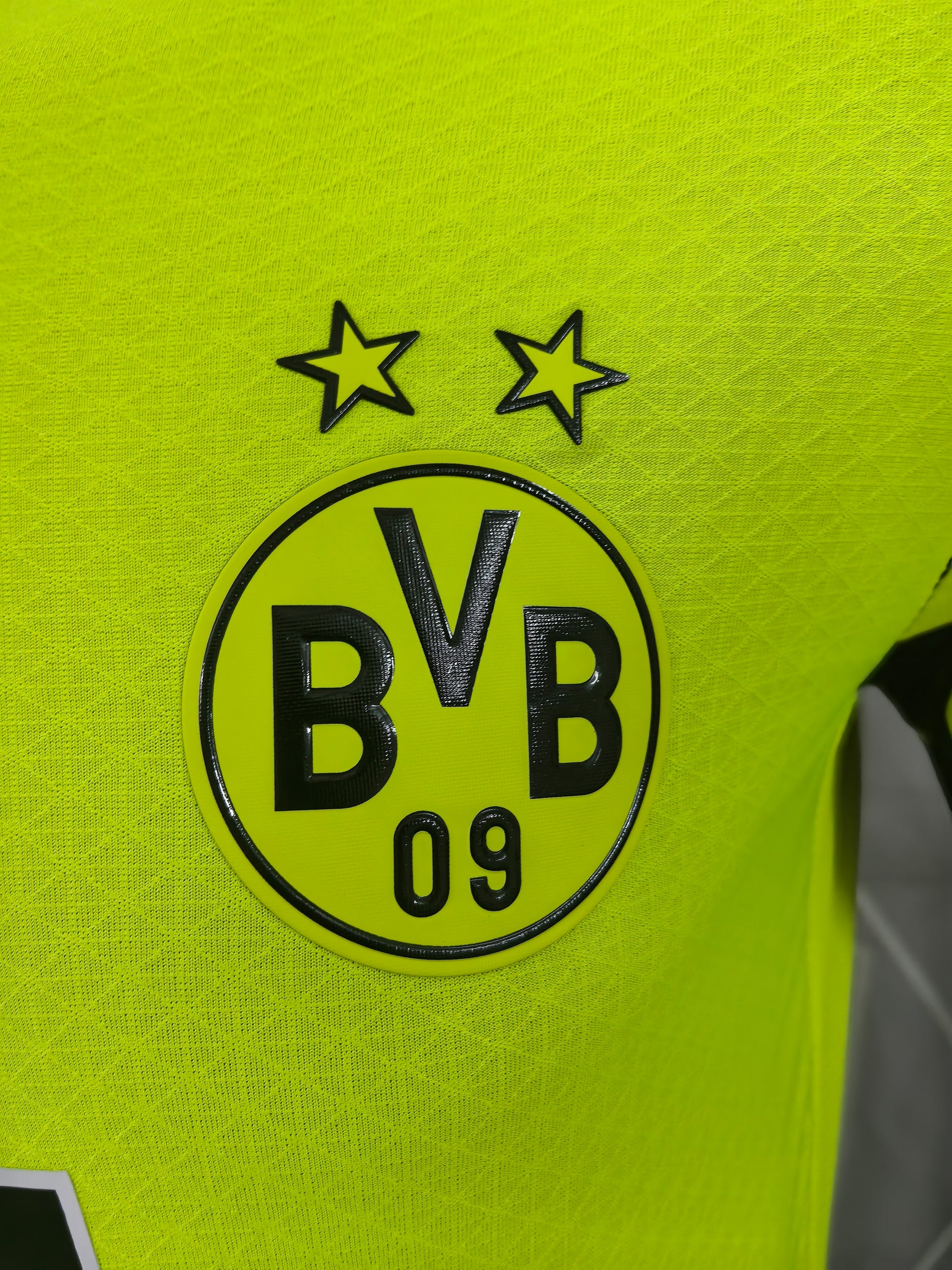 Borussia Dortmund 25-26 Neon Green Player Version Special Edition