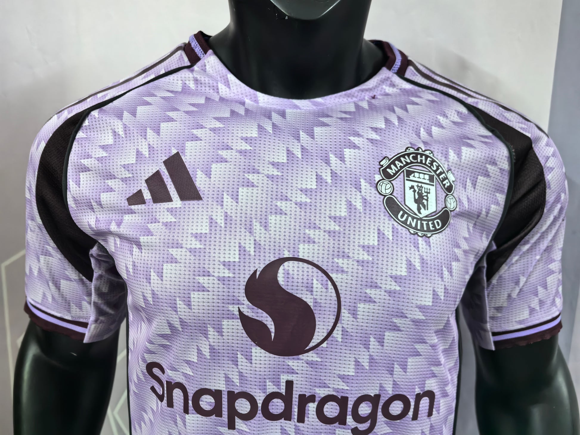 Manchester United 25-26 Purple Player Version Soccer Jersey