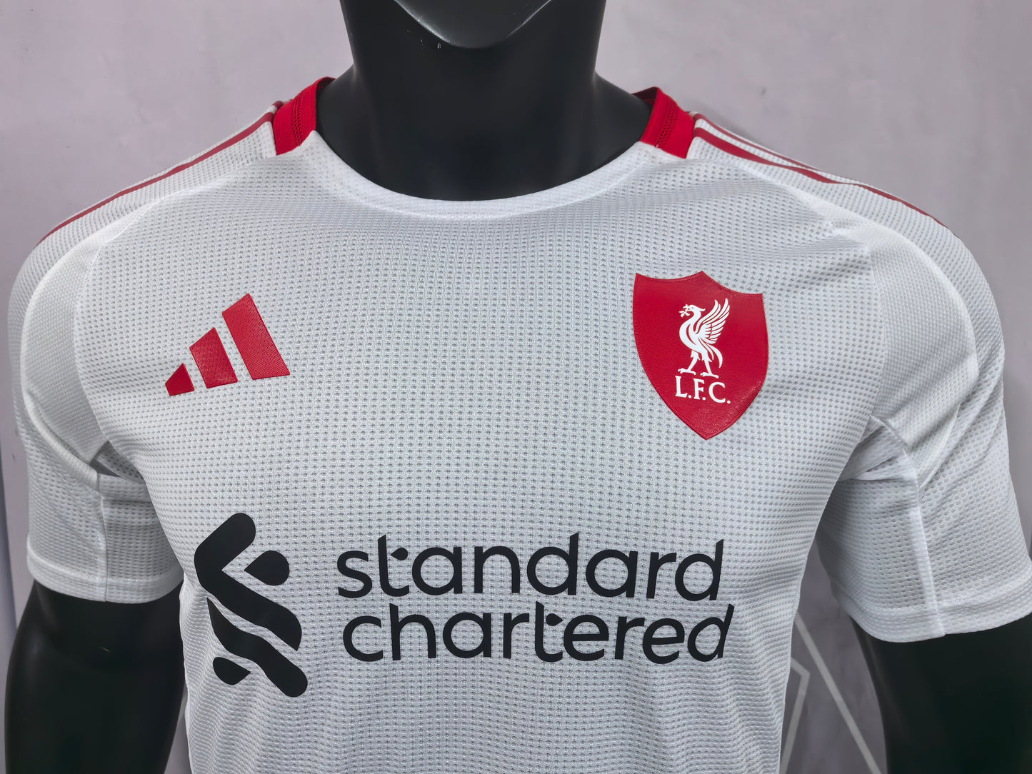 Liverpool 25-26 White Player Version Soccer Jersey