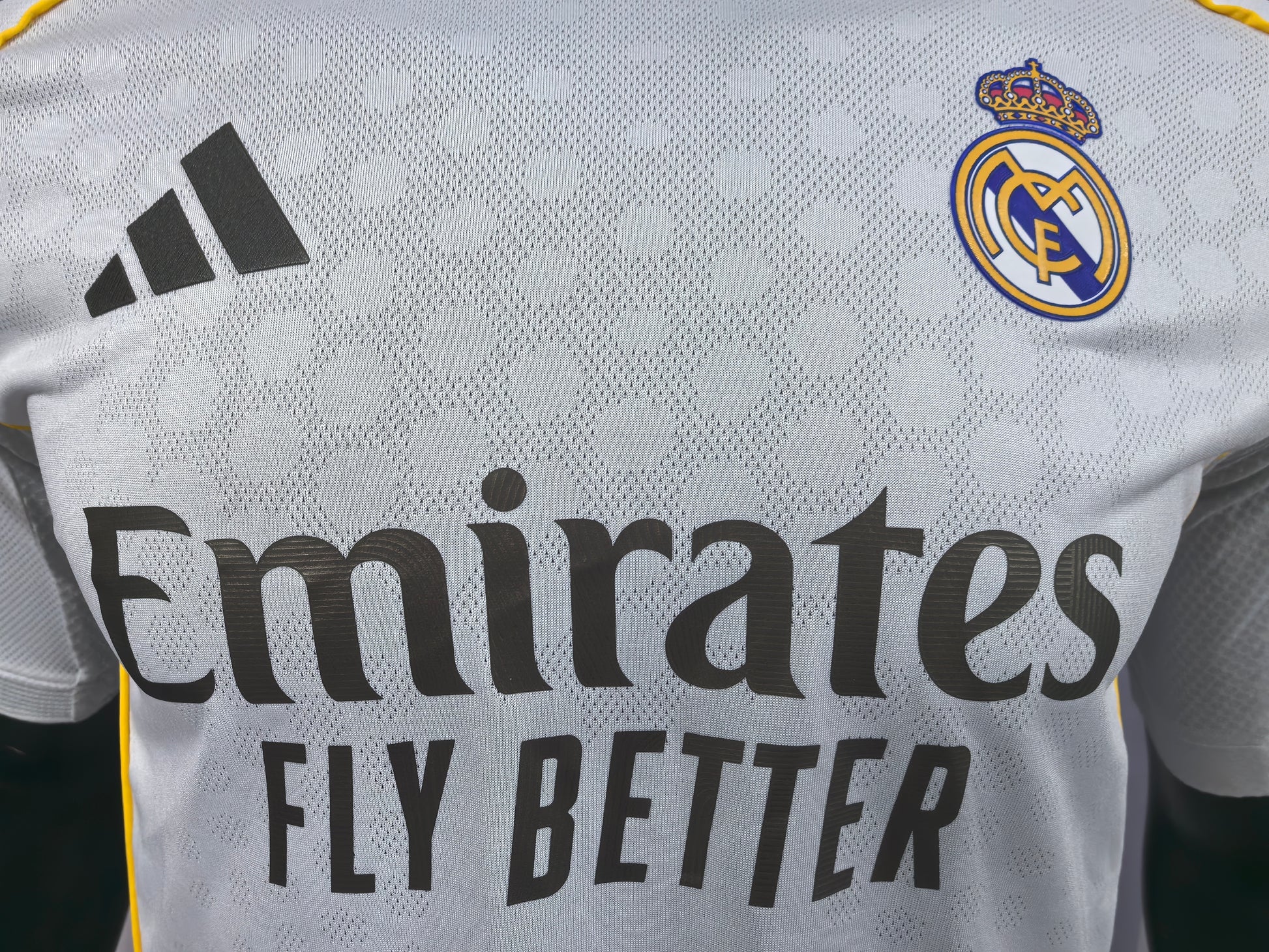 Real Madrid 25-26 Home Player Version Soccer Jersey