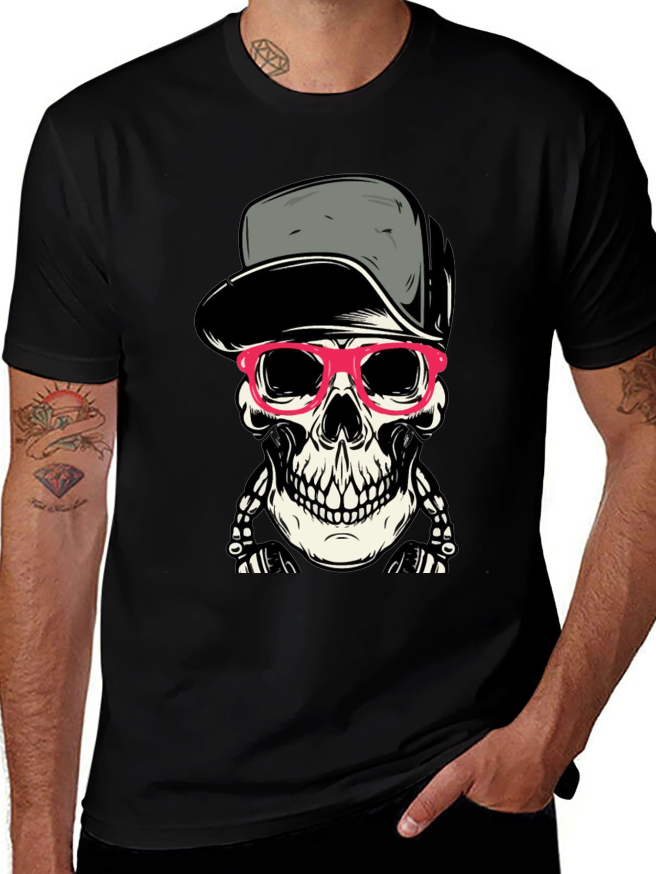 Skull Graphic T-Shirt - Cool & Edgy Streetwear Style