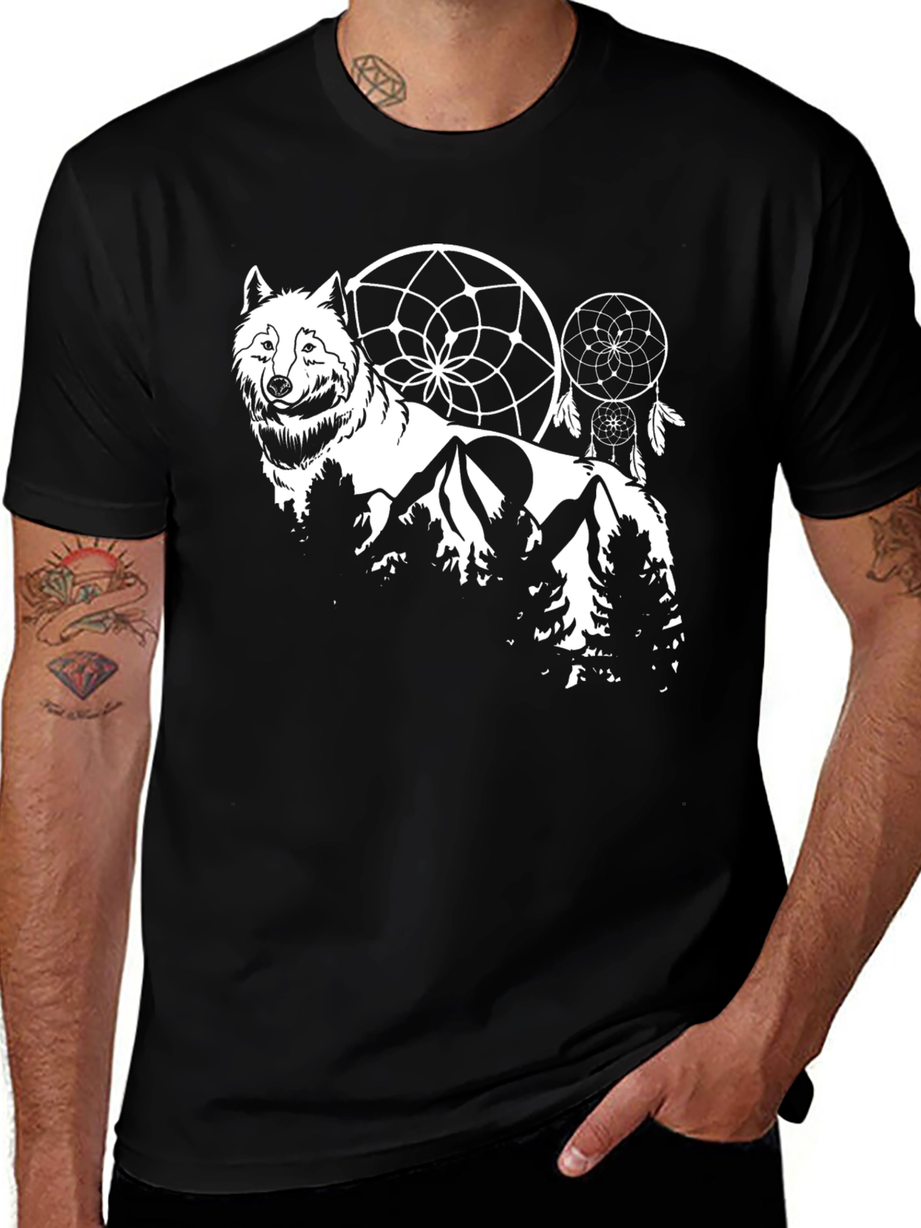 Wolf Dreamcatcher Graphic Tee - Black