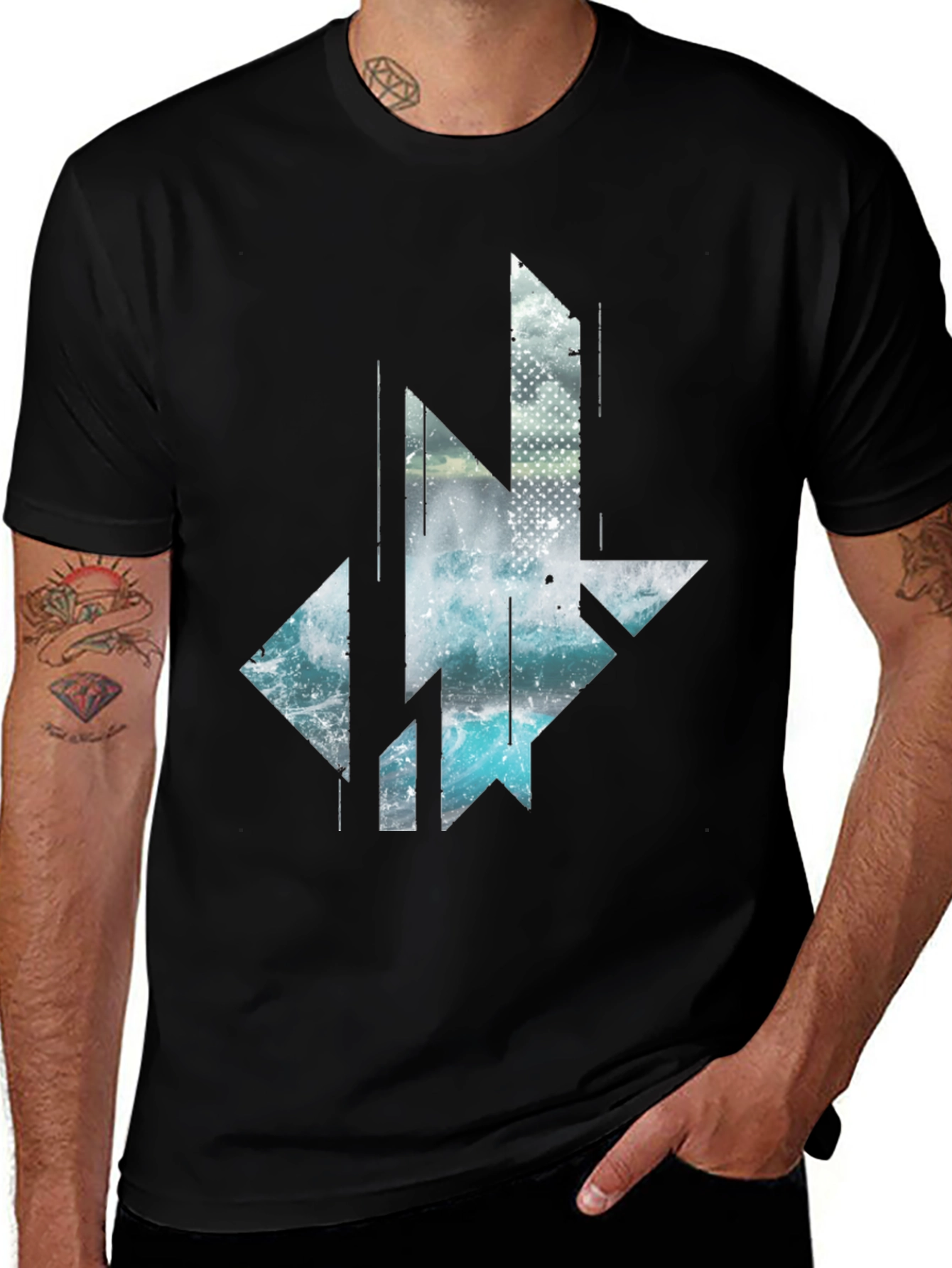 Abstract Geometric Wave T-Shirt - Black
