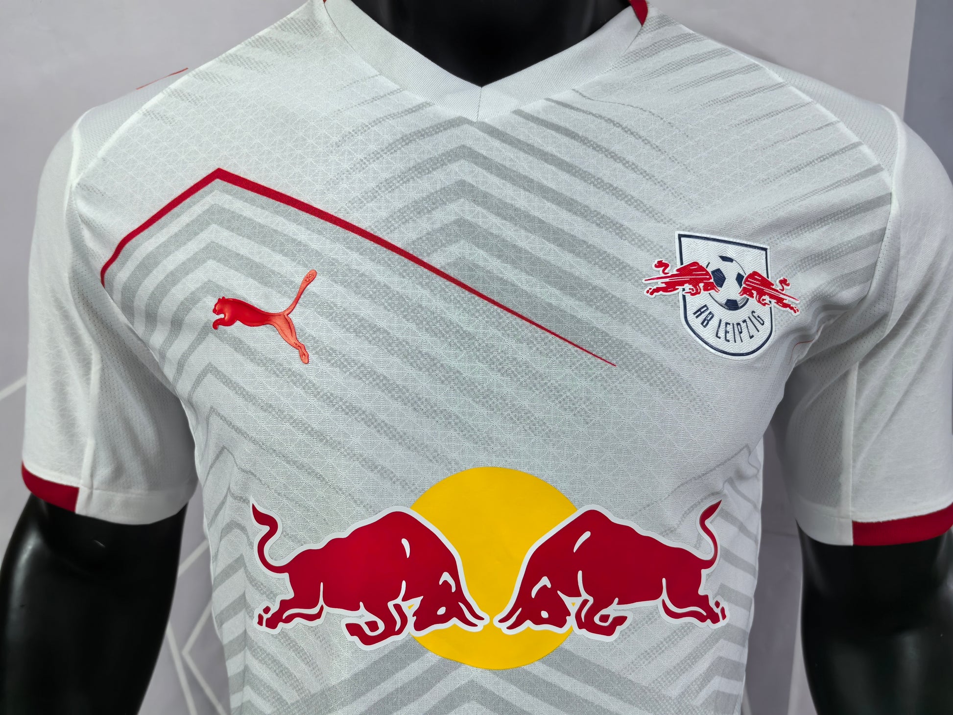 RB Leipzig 25-26 Home Player Version Soccer Jersey