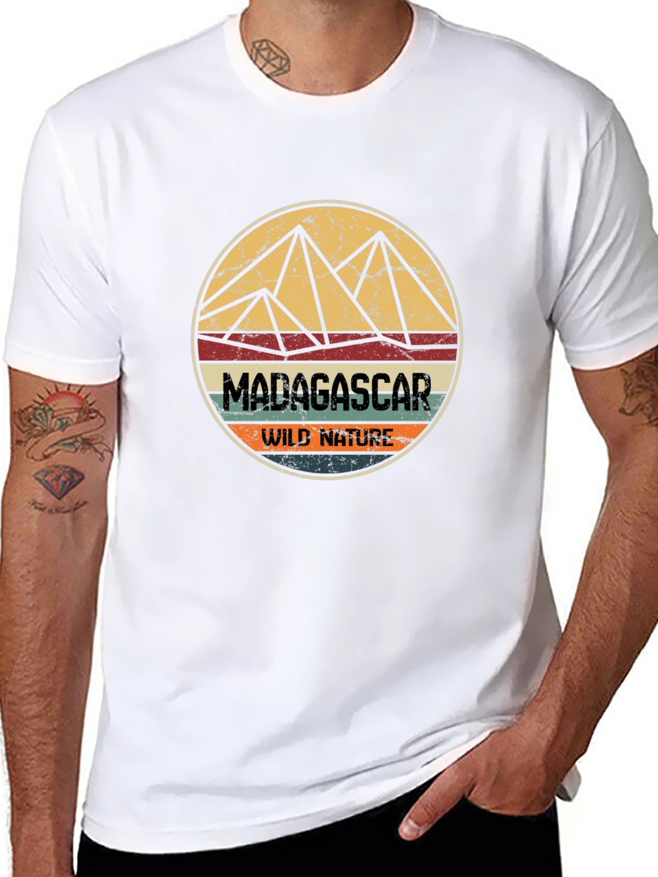 Madagascar Wild Nature Retro T-Shirt