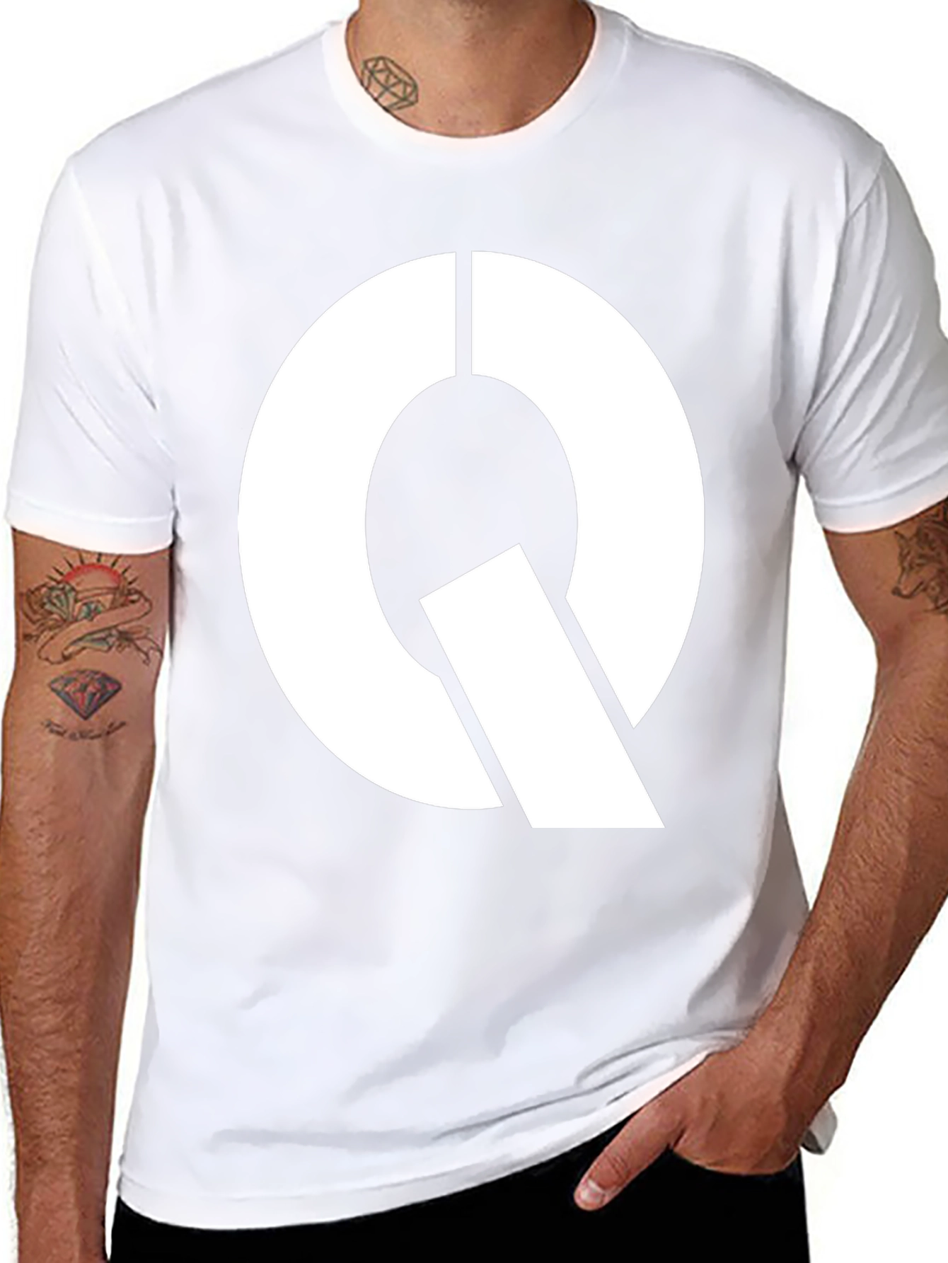 Modern Q Graphic Black T-Shirt