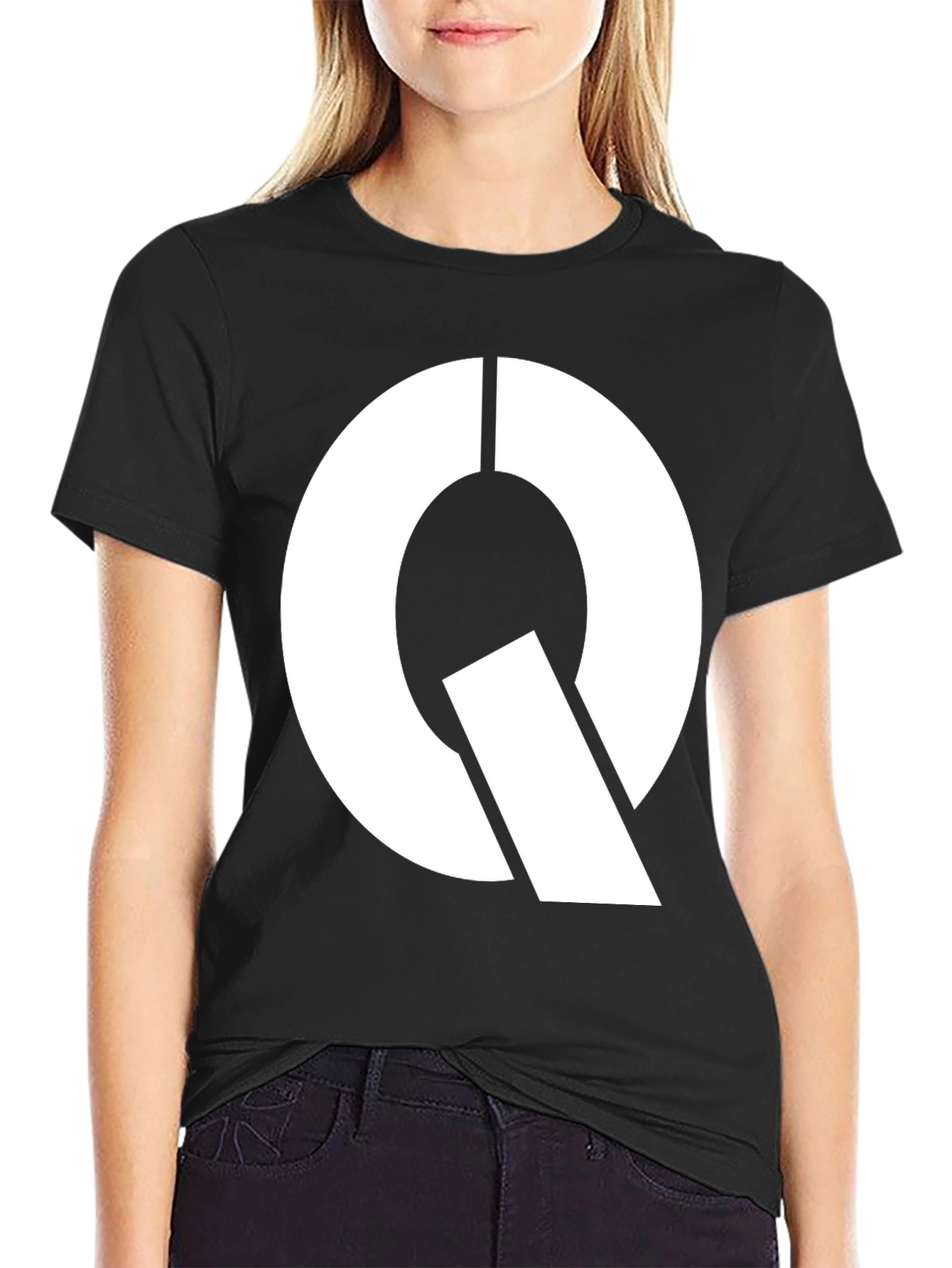 Modern Q Graphic Black T-Shirt