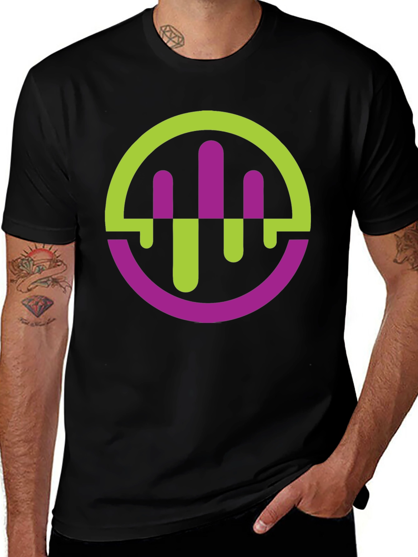 Abstract Circle Graphic Tee - Modern Style