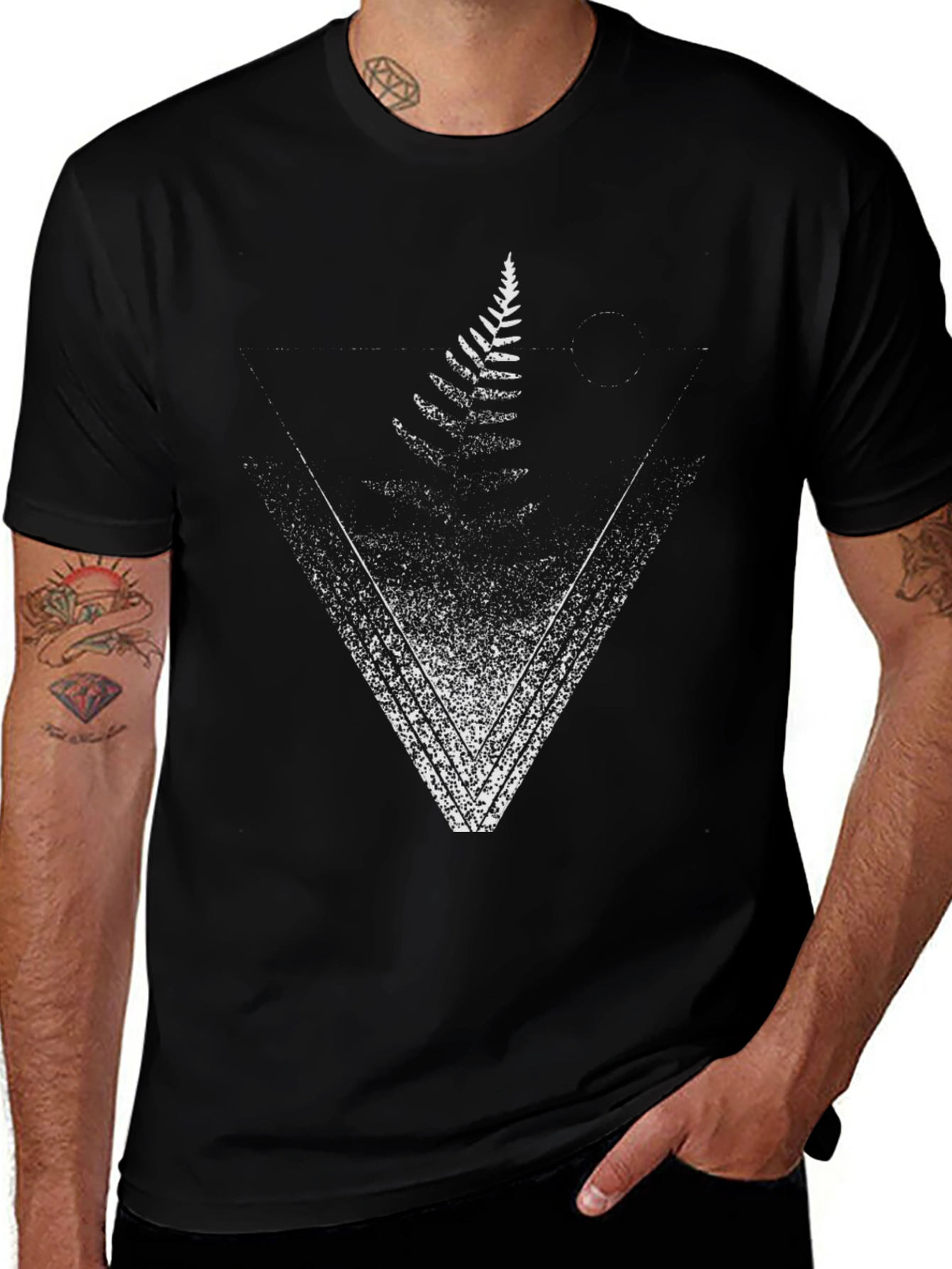 Fern Triangle Graphic T-Shirt - Black