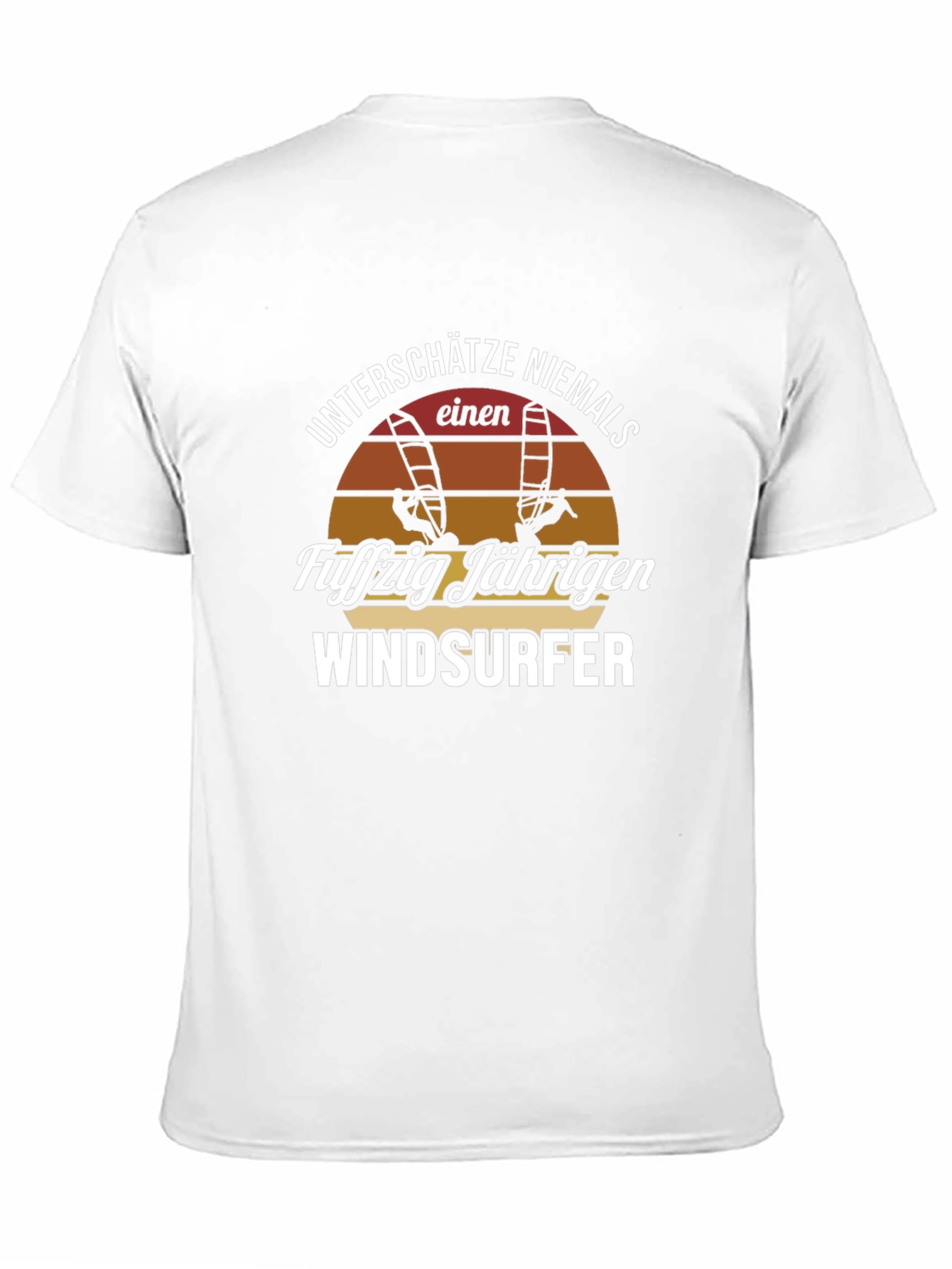 Unterschätze Niemals Fuffzig Windsurfer T-Shirt