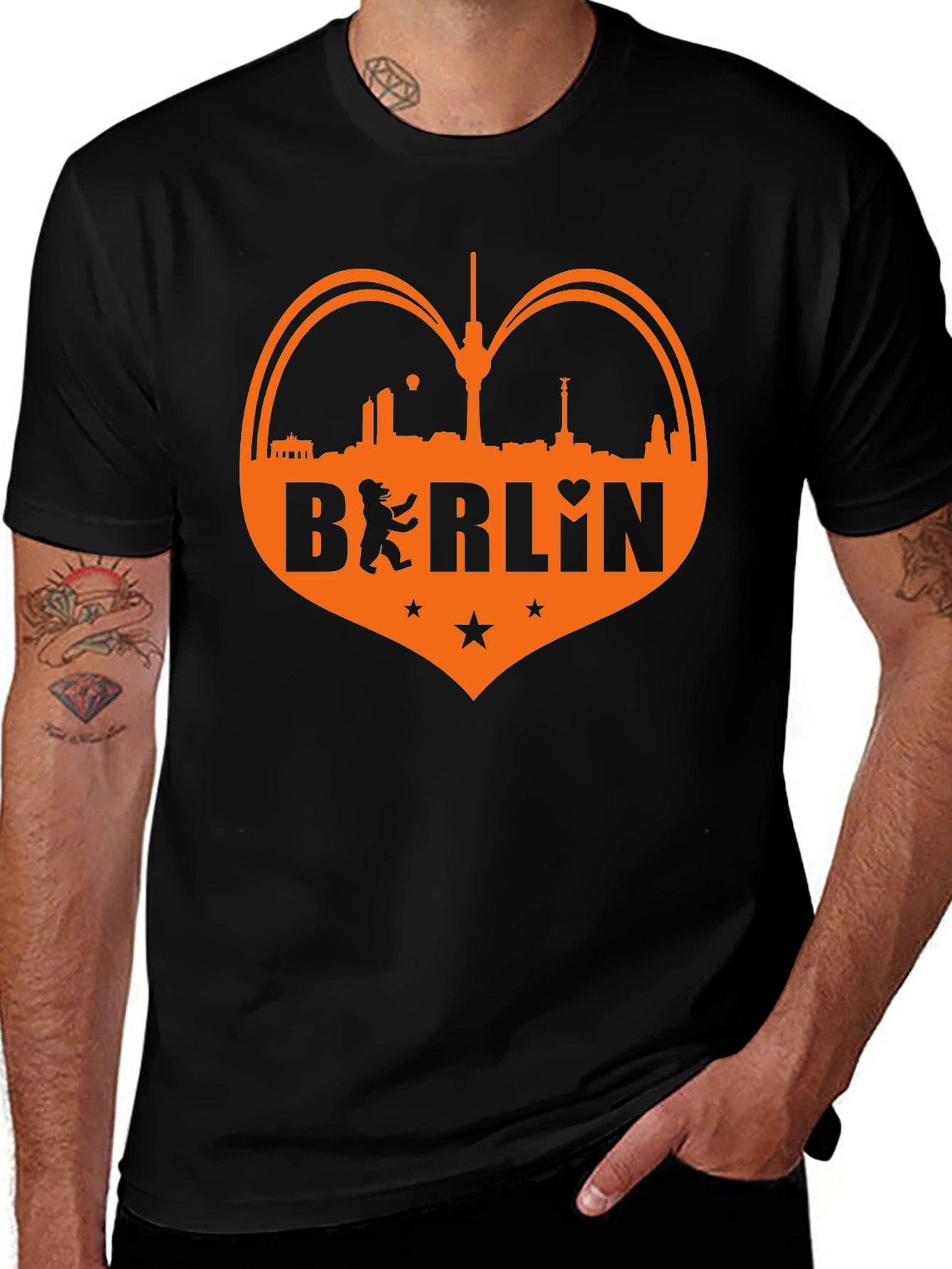 Berlin Heart Graphic Tee - Black