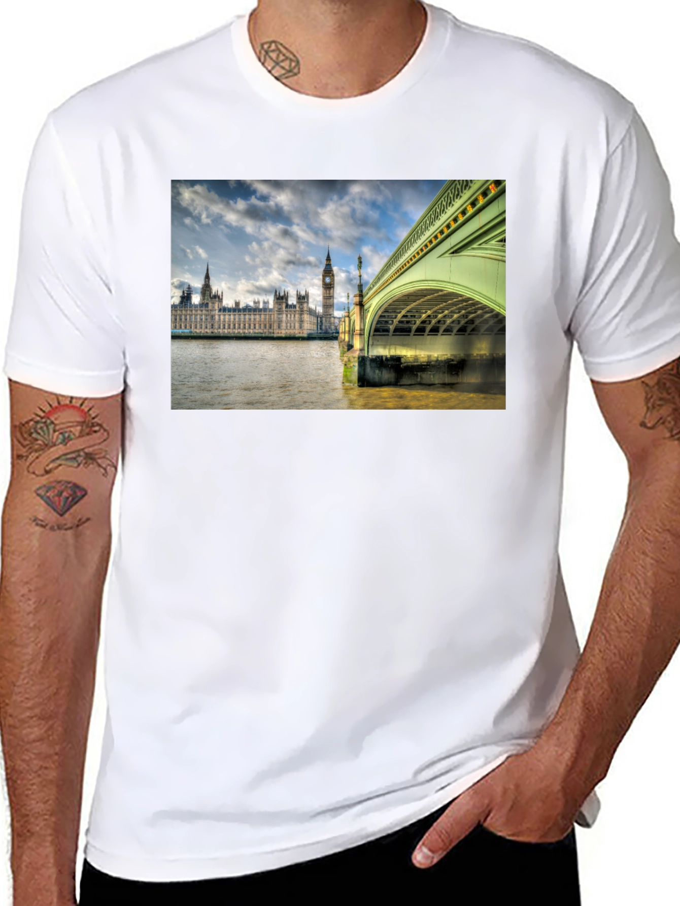 London Bridge Graphic Tee - Black Cotton T-Shirt