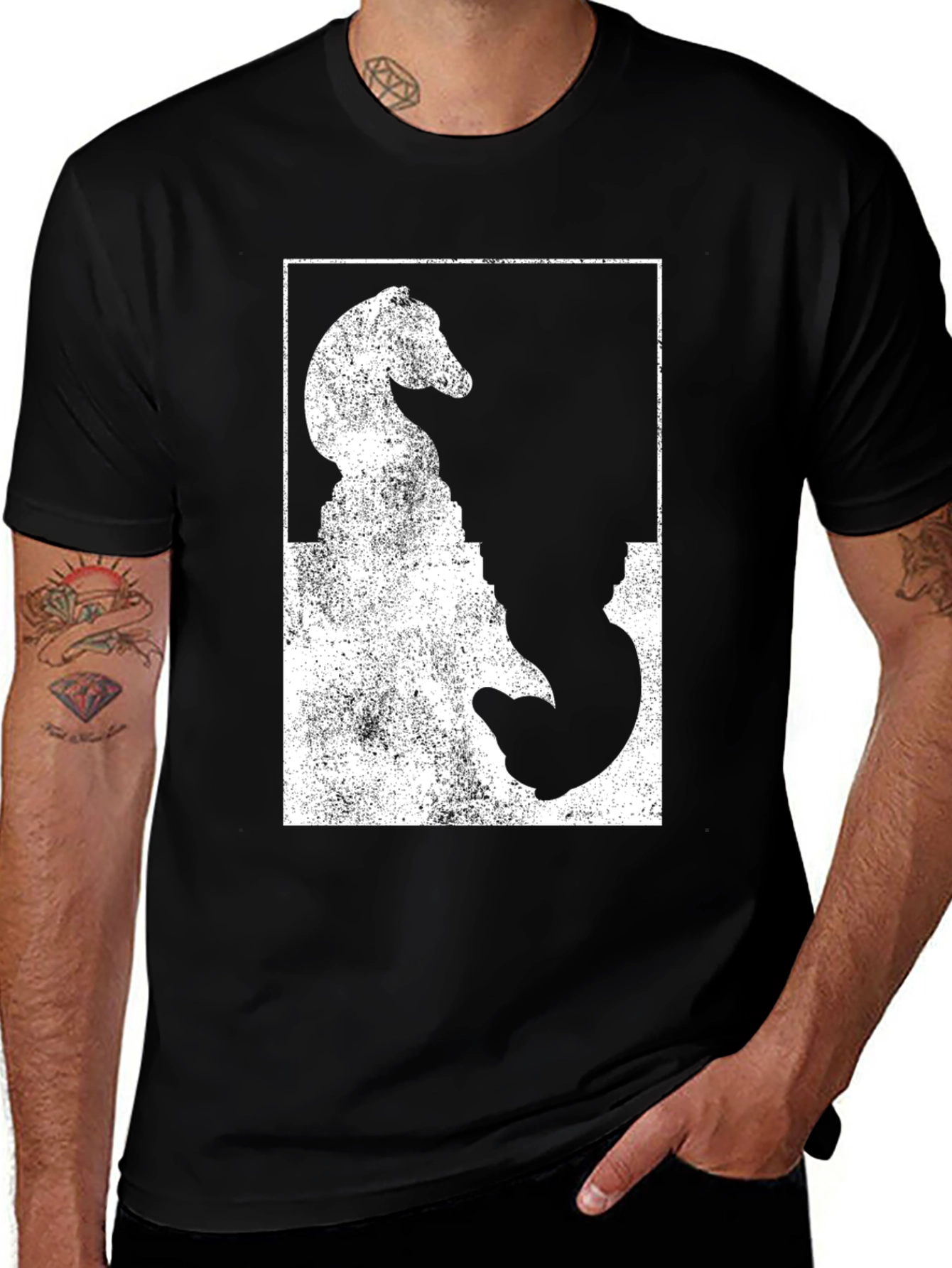 Chess Knight Graphic Tee - Stylish Black T-Shirt