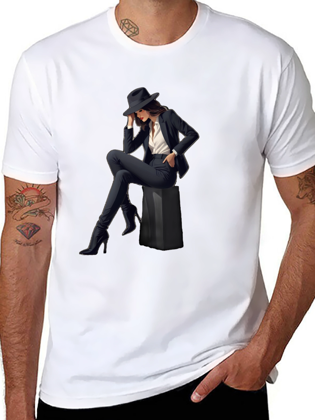 Stylish Womans Graphic Print T-Shirt - Black