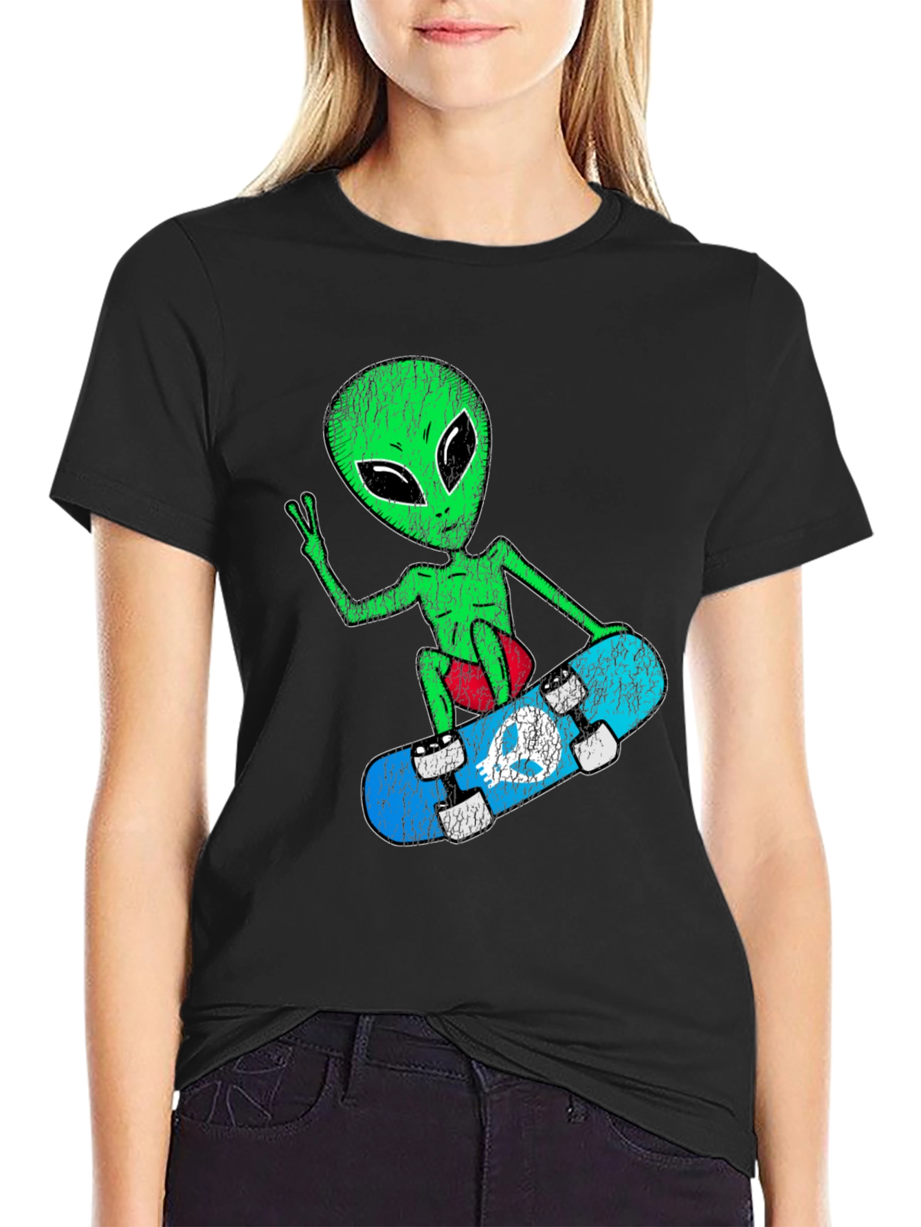 Skateboarding Alien Graphic Tee - Retro Style
