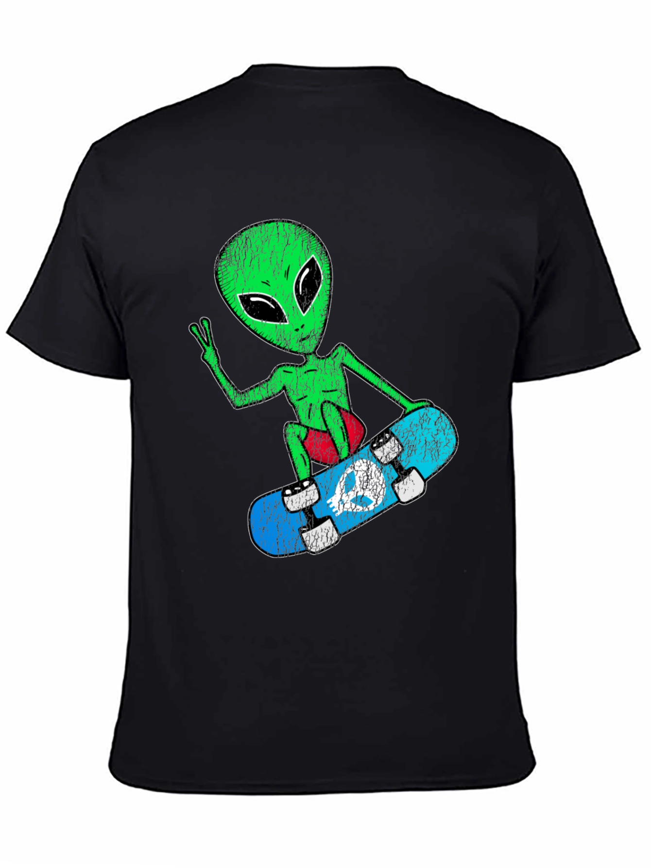 Skateboarding Alien Graphic Tee - Retro Style