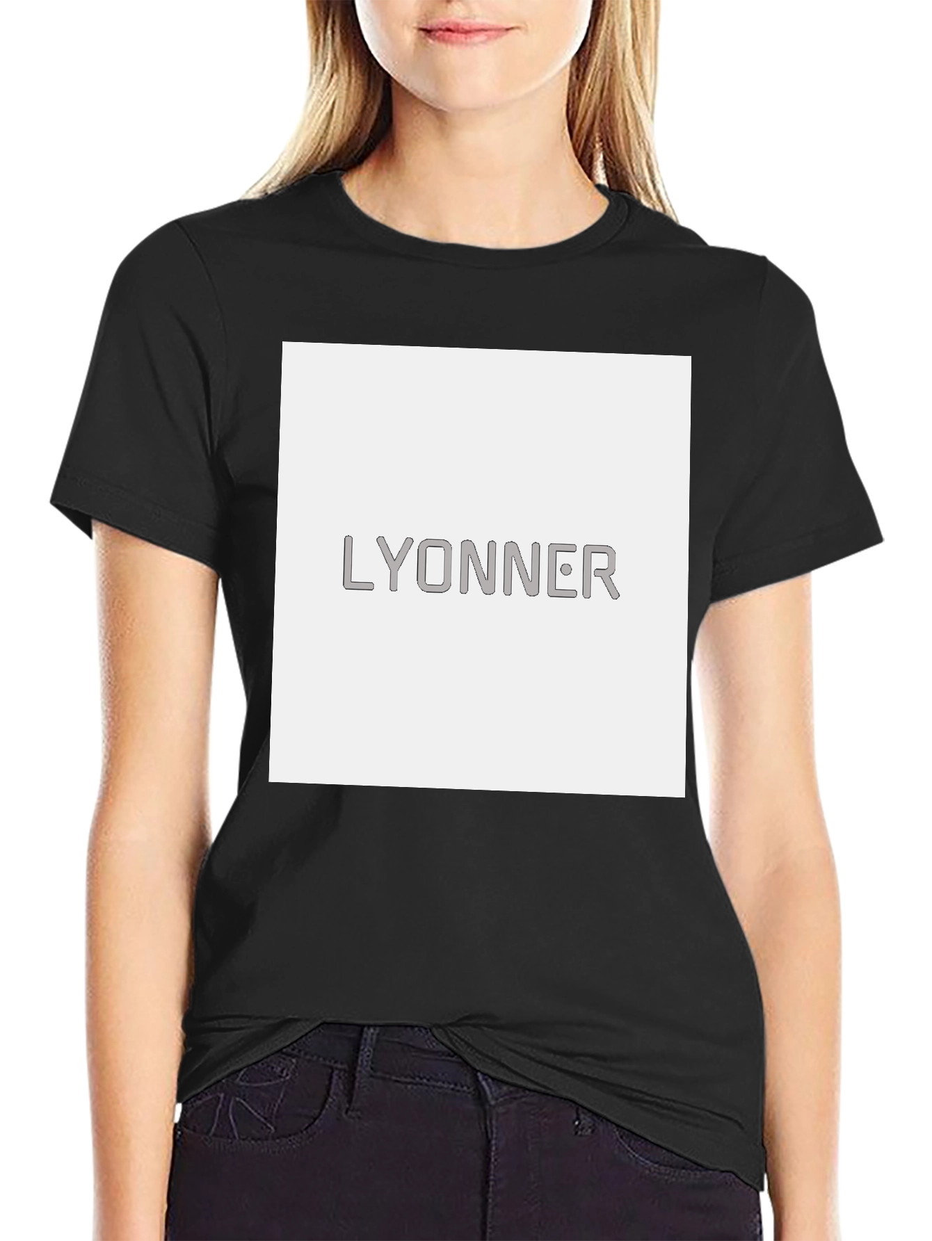 Lyonner Graphic T-Shirt - Casual Comfort