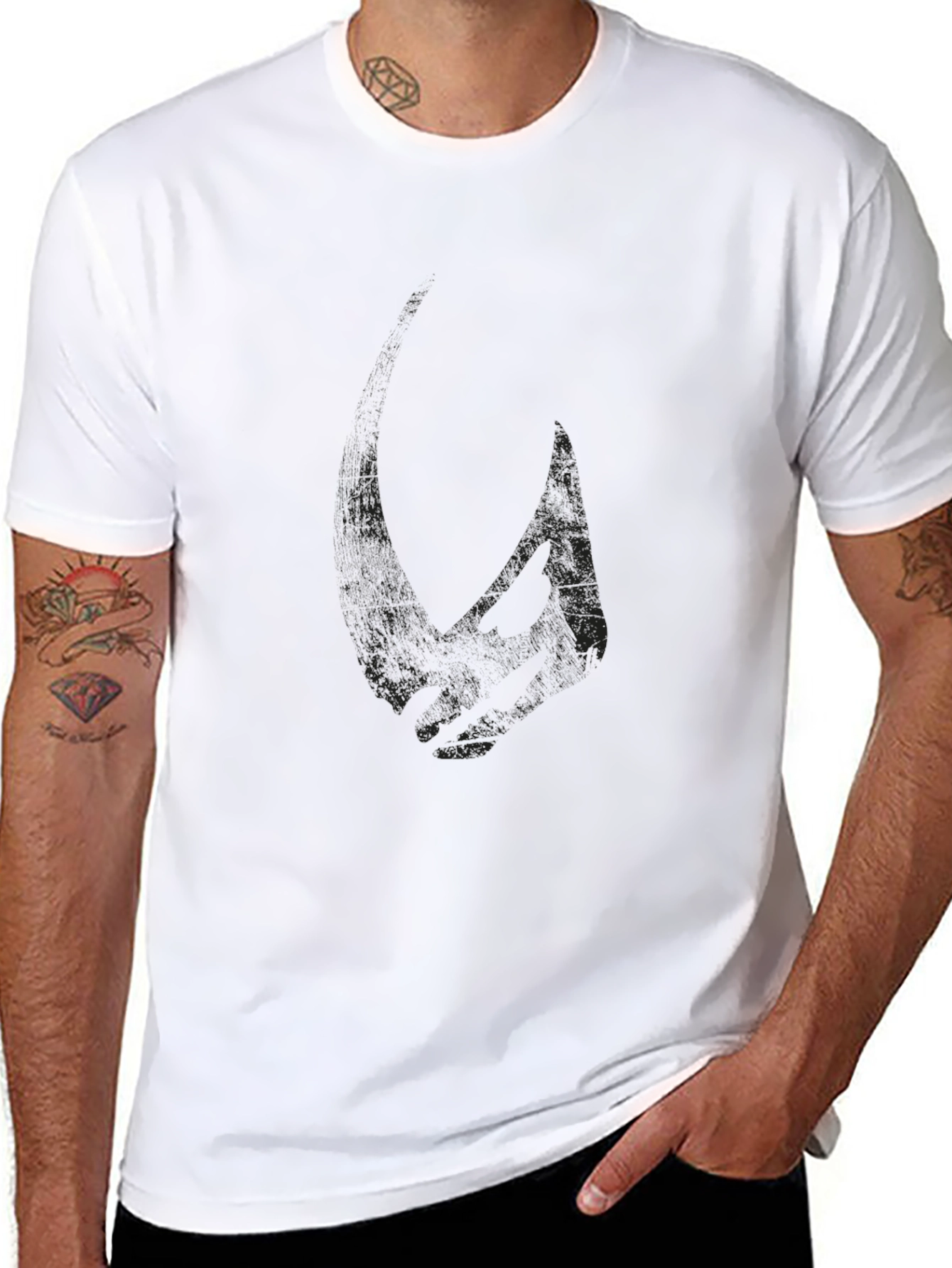 Classic Black Crew Neck T-Shirt for Everyday Wear