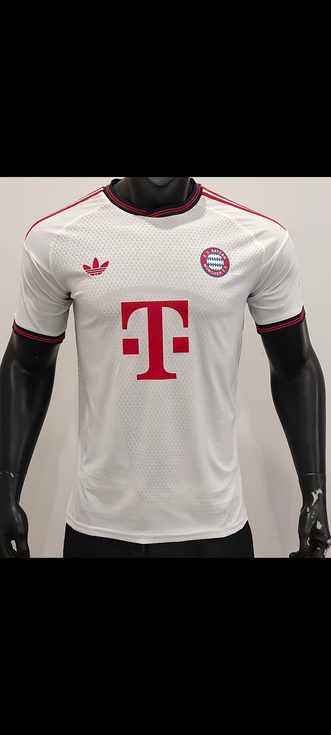 Bayern Munich 26-27 White Player Version Soccer Jersey