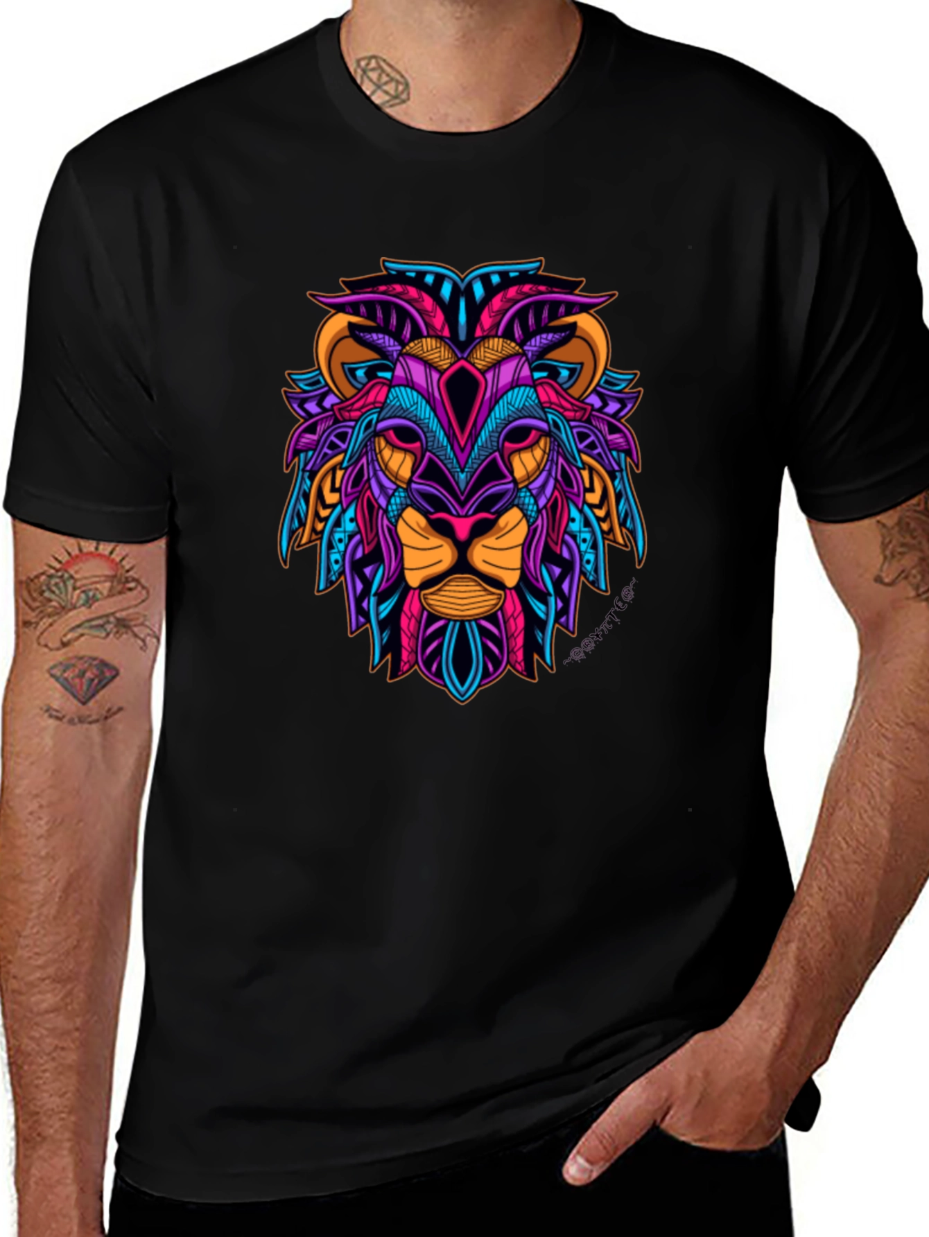 Vibrant Lion Graphic Tee - Bold Style
