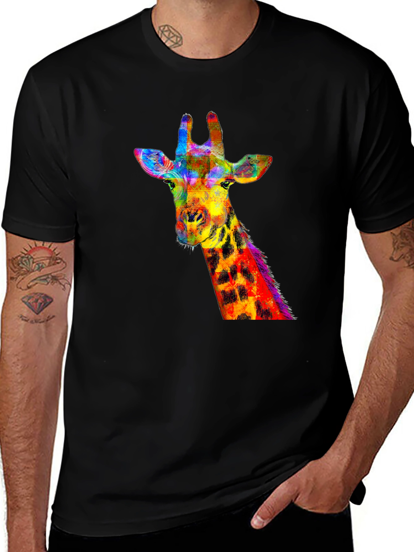 Vibrant Giraffe Graphic Tee - Stylish Black T-Shirt