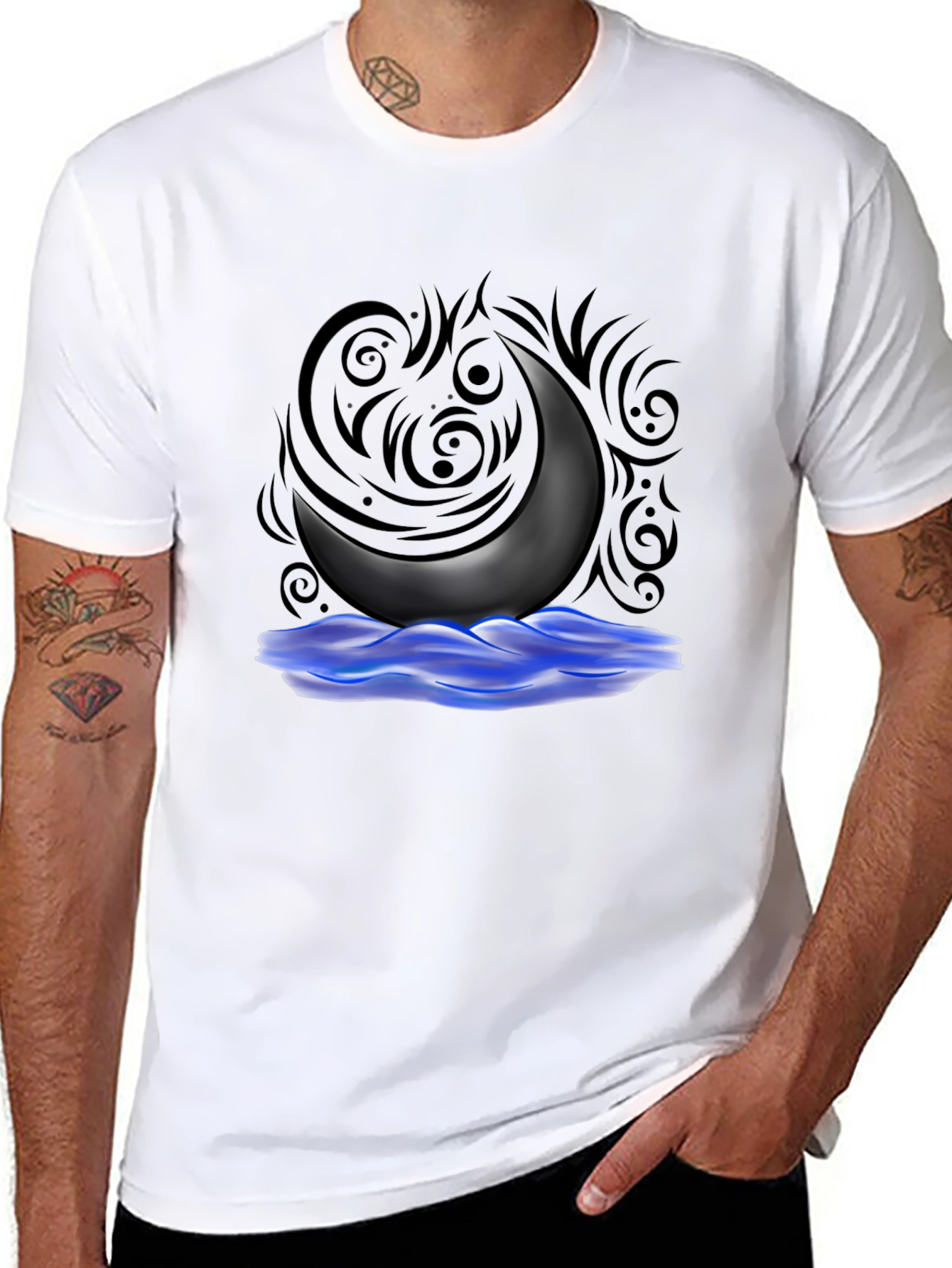 Crescent Moon T-Shirt - Black Graphic Tee