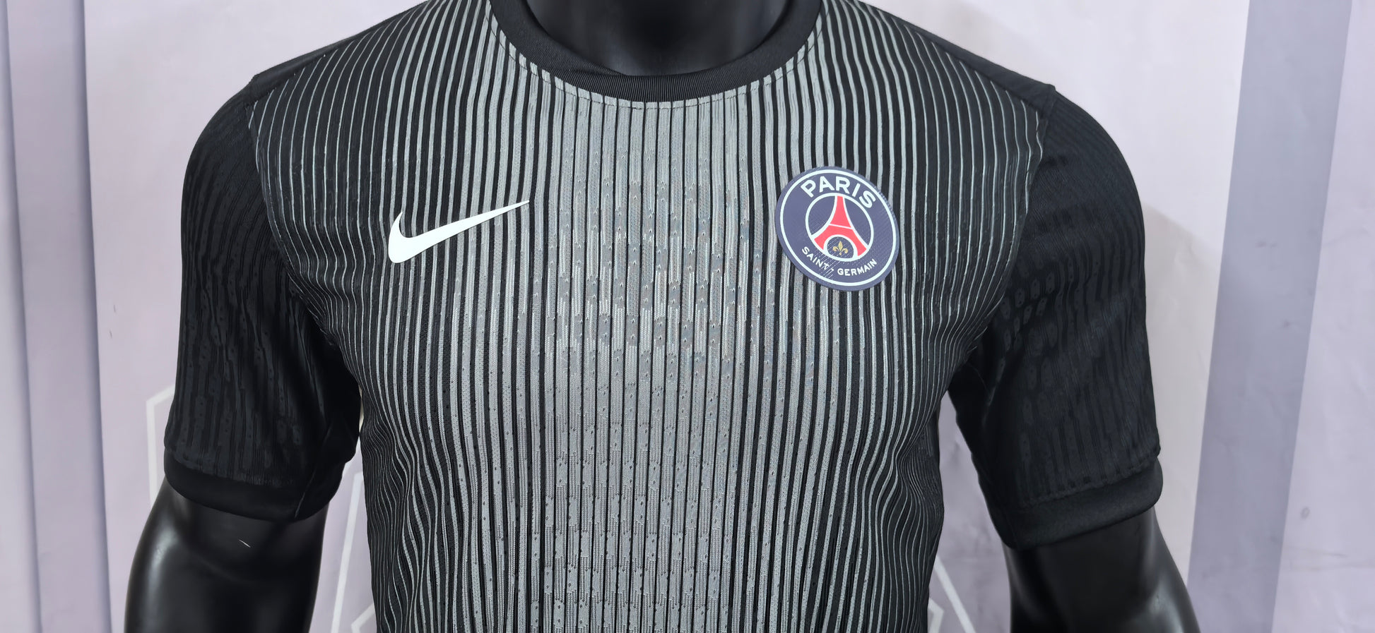 Paris Saint-Germain 25-26 Goalkeeper Jersey Player Version