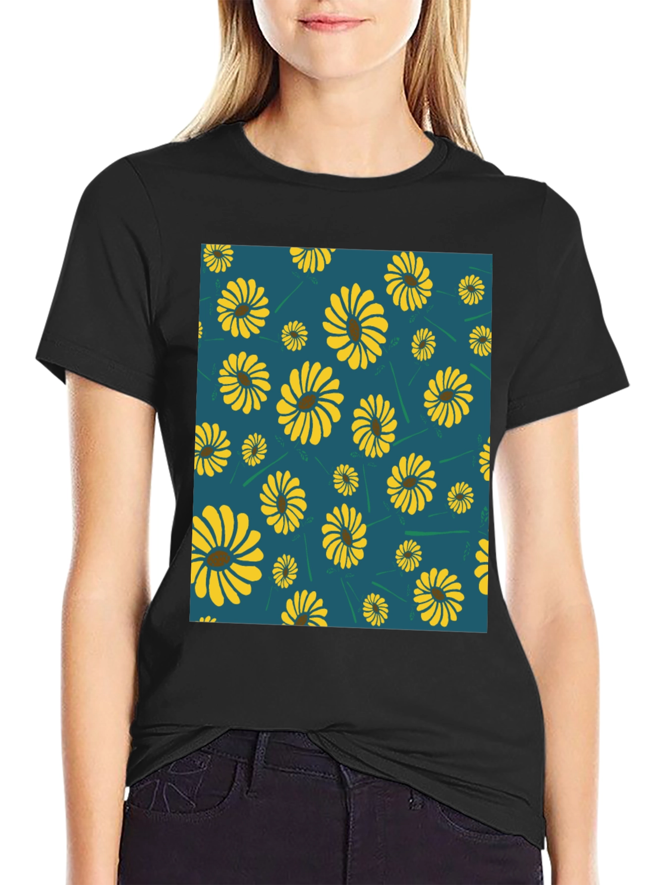 Sunflower Pattern Graphic Tee - Modern Casual Style
