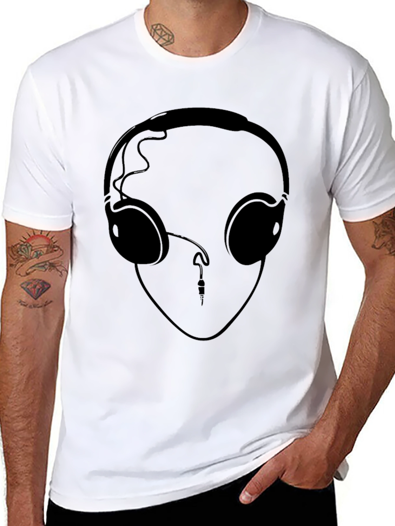 Headphone Graphic Tee - Cool Black T-Shirt