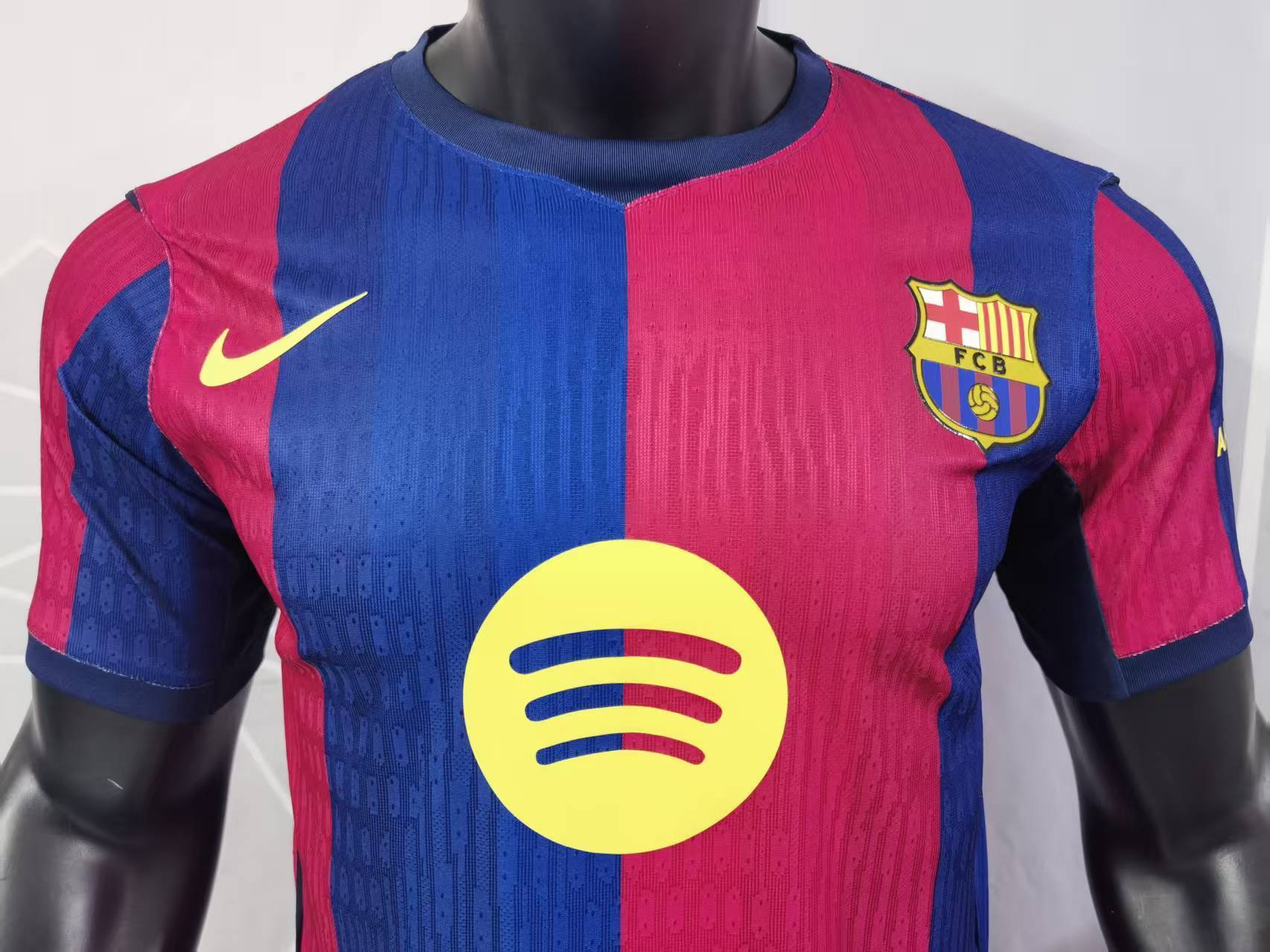 Barcelona 26-27 Home Player Version Soccer Jersey