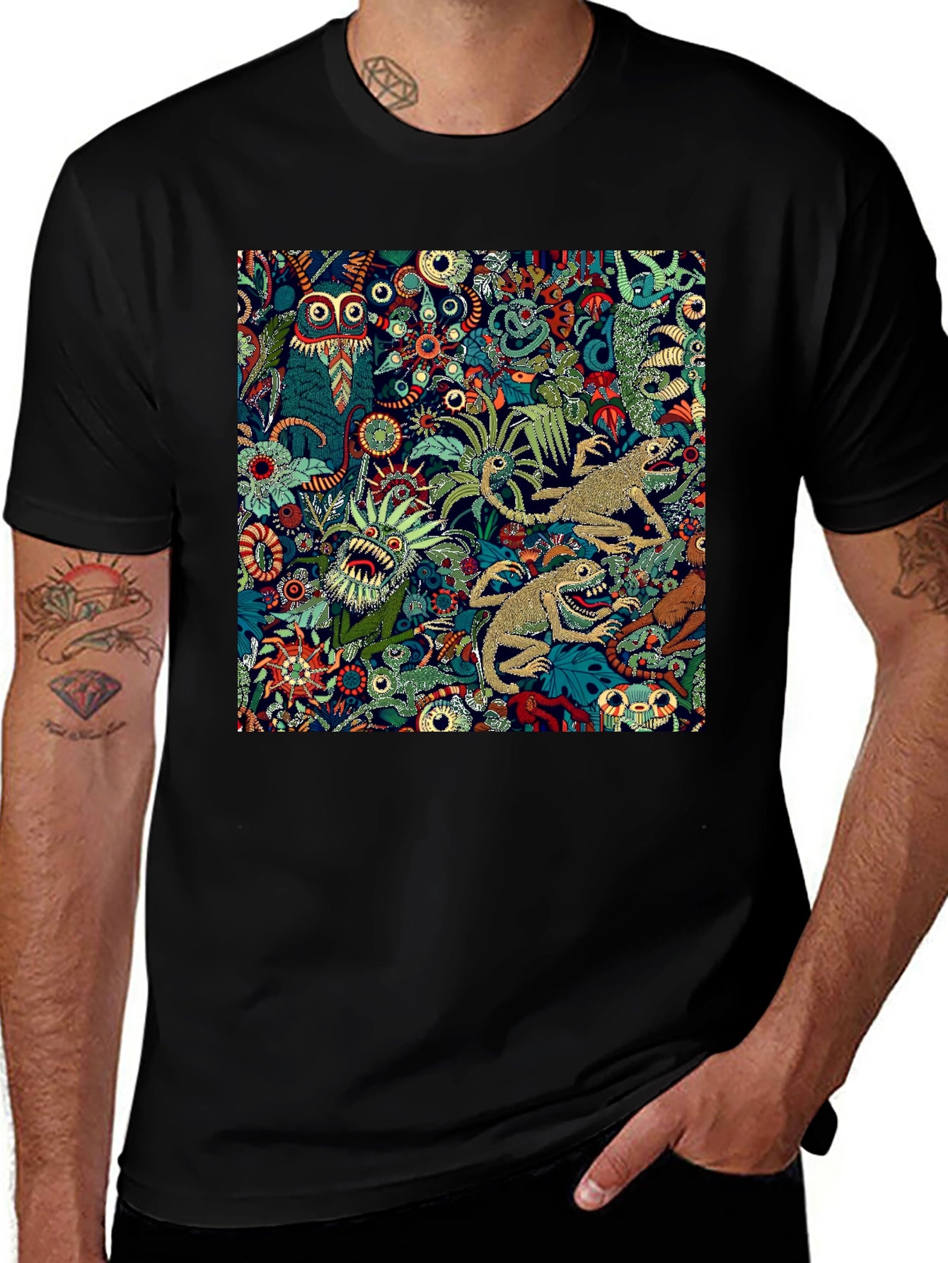 Unique Creature Pattern Tee - Black
