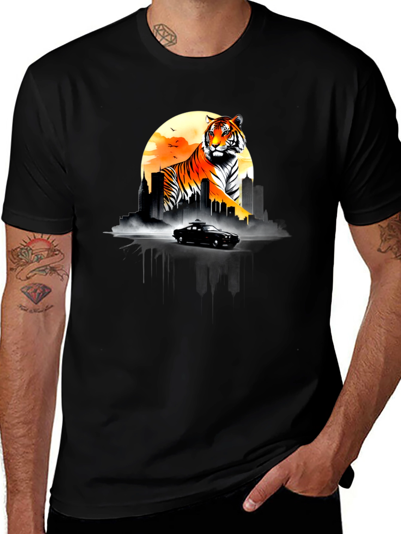Tiger Cityscape Graphic Tee - Black