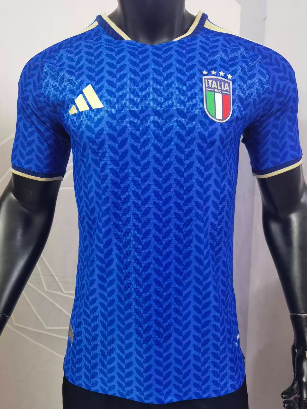 Italy 2026 Home Soccer Jersey for National Team Support