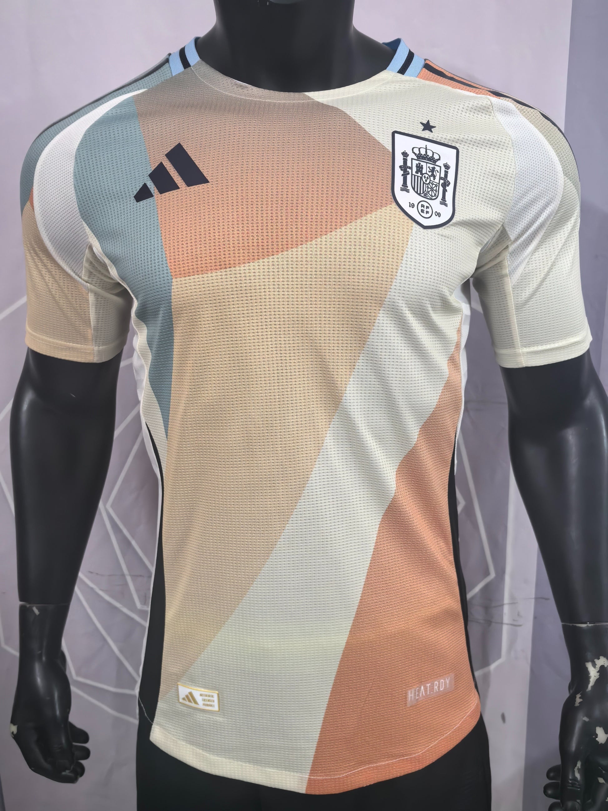 Spain 2025 Away Soccer Jersey in a Clean Modern Fit