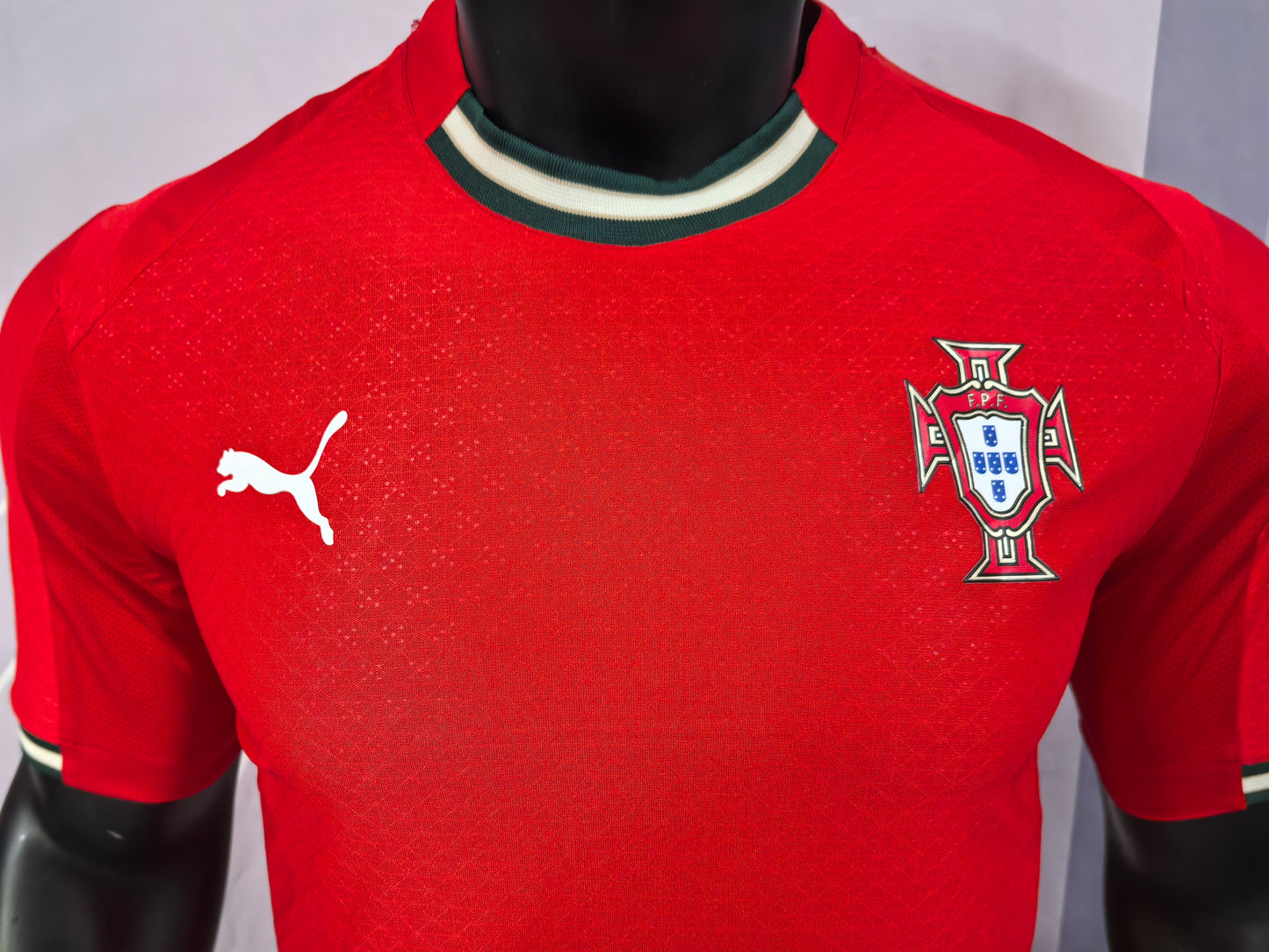 Portugal 2025 Home Soccer Jersey in a Refined Match-Day Style