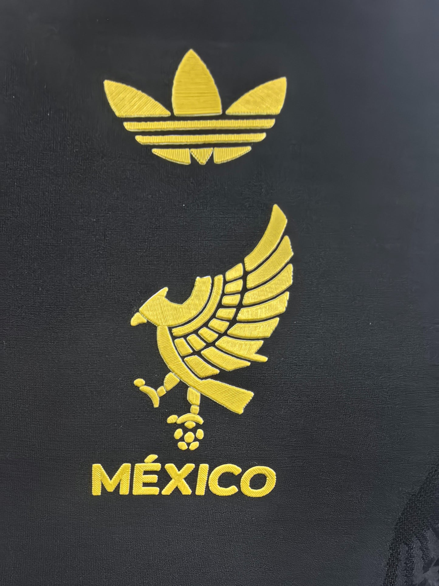 Mexico 2025 Black Soccer Jersey in a Refined National Team Style