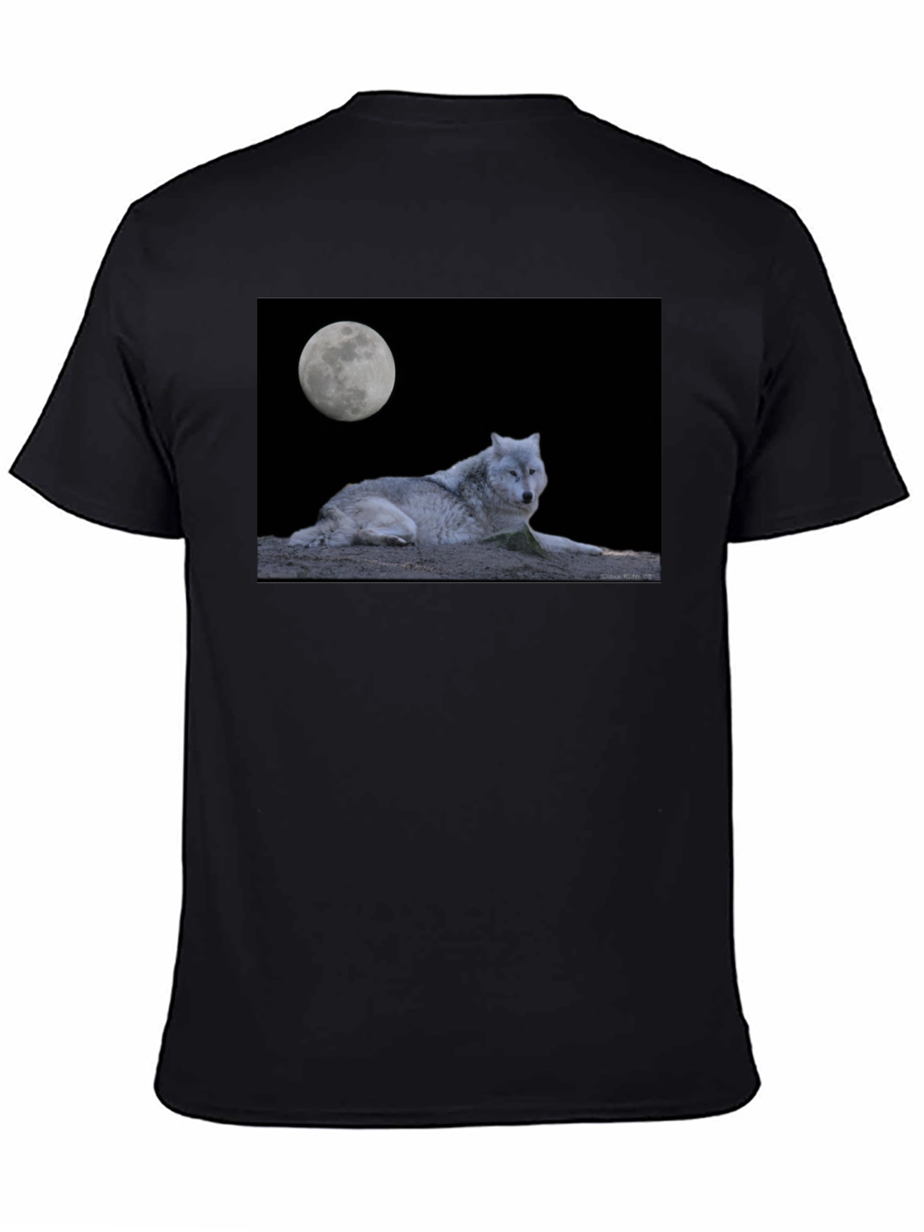 Wolf Moon Graphic T-Shirt