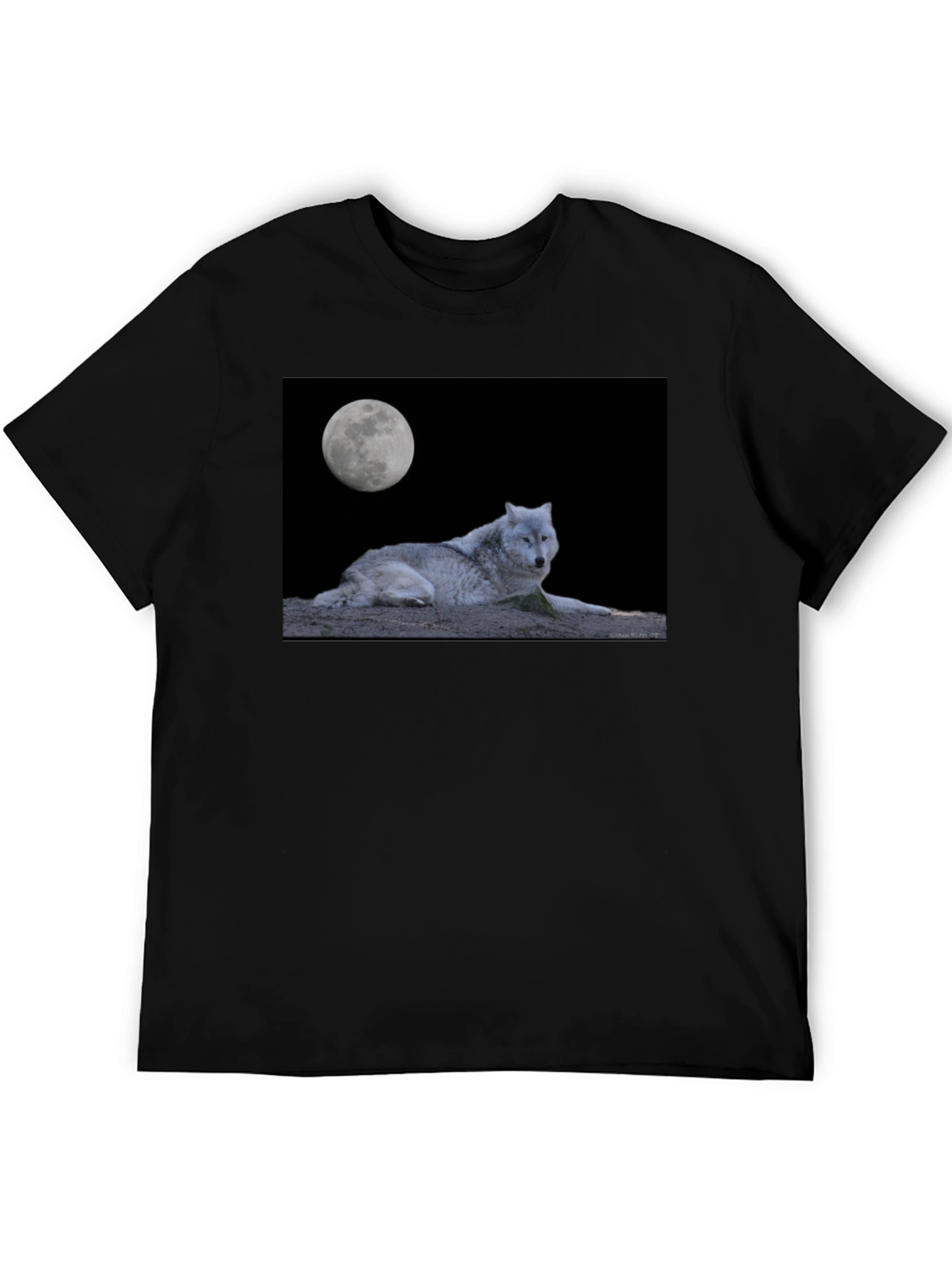 Wolf Moon Graphic T-Shirt