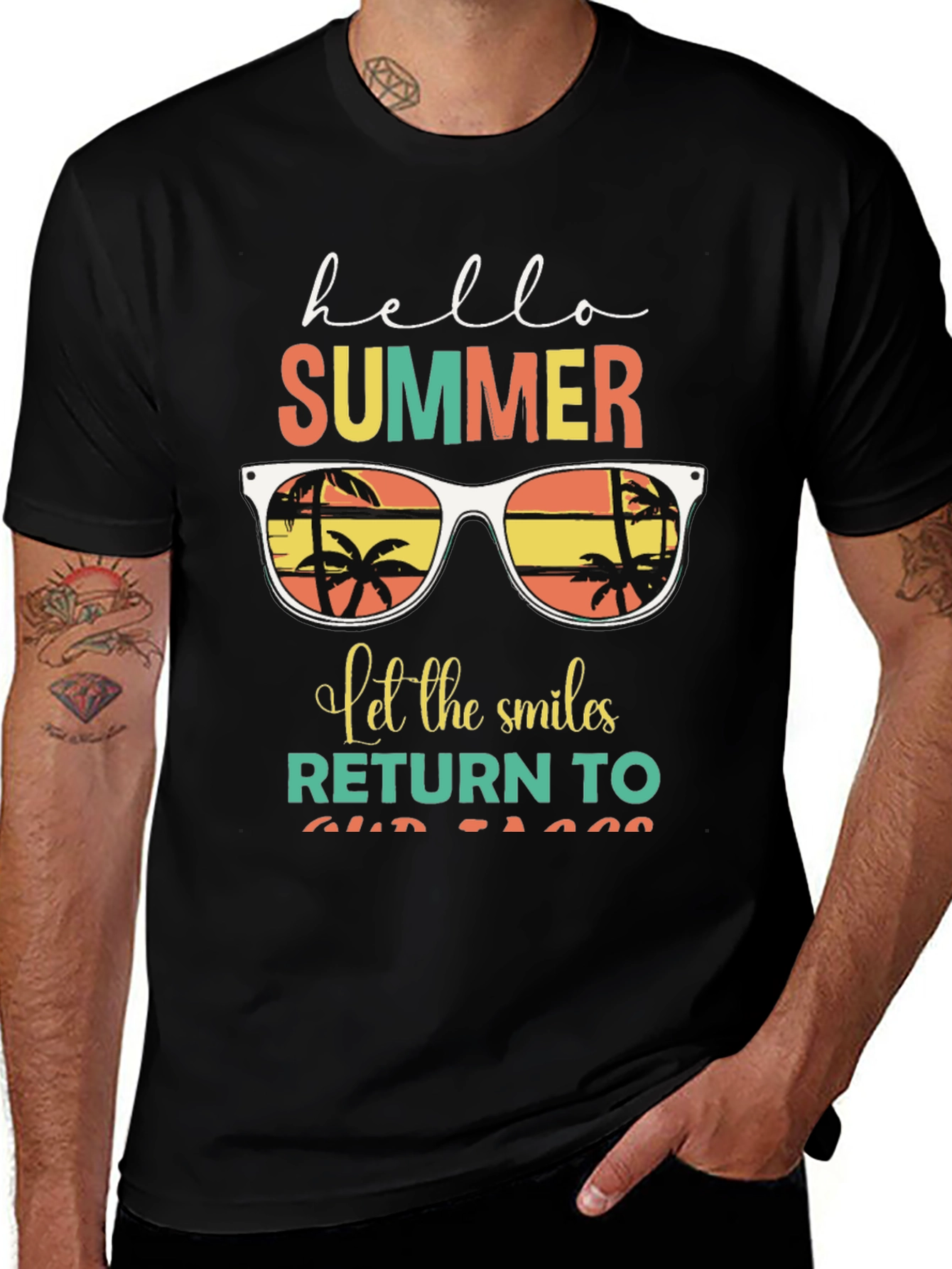Hello Summer Graphic T-Shirt