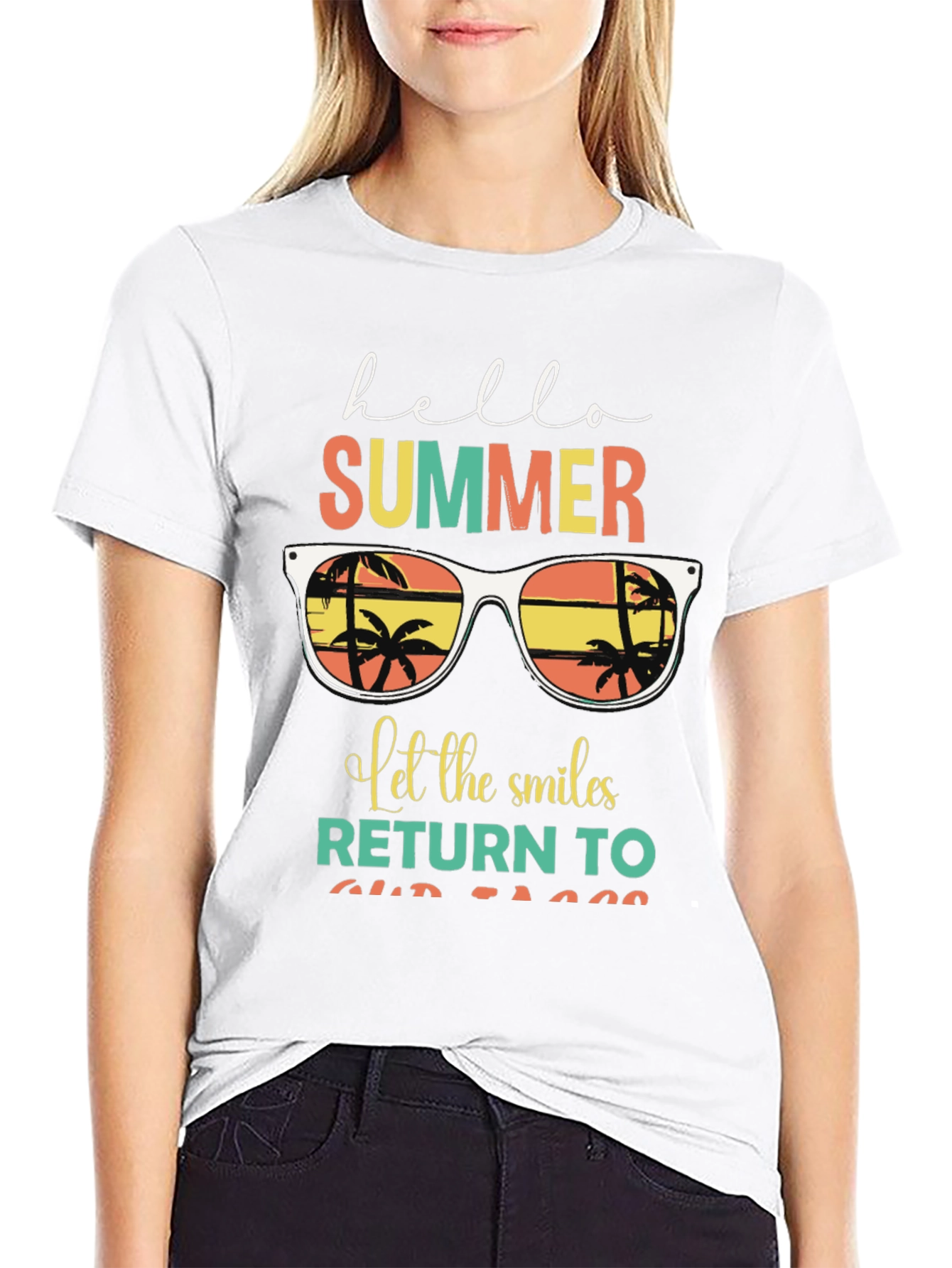 Hello Summer Graphic T-Shirt