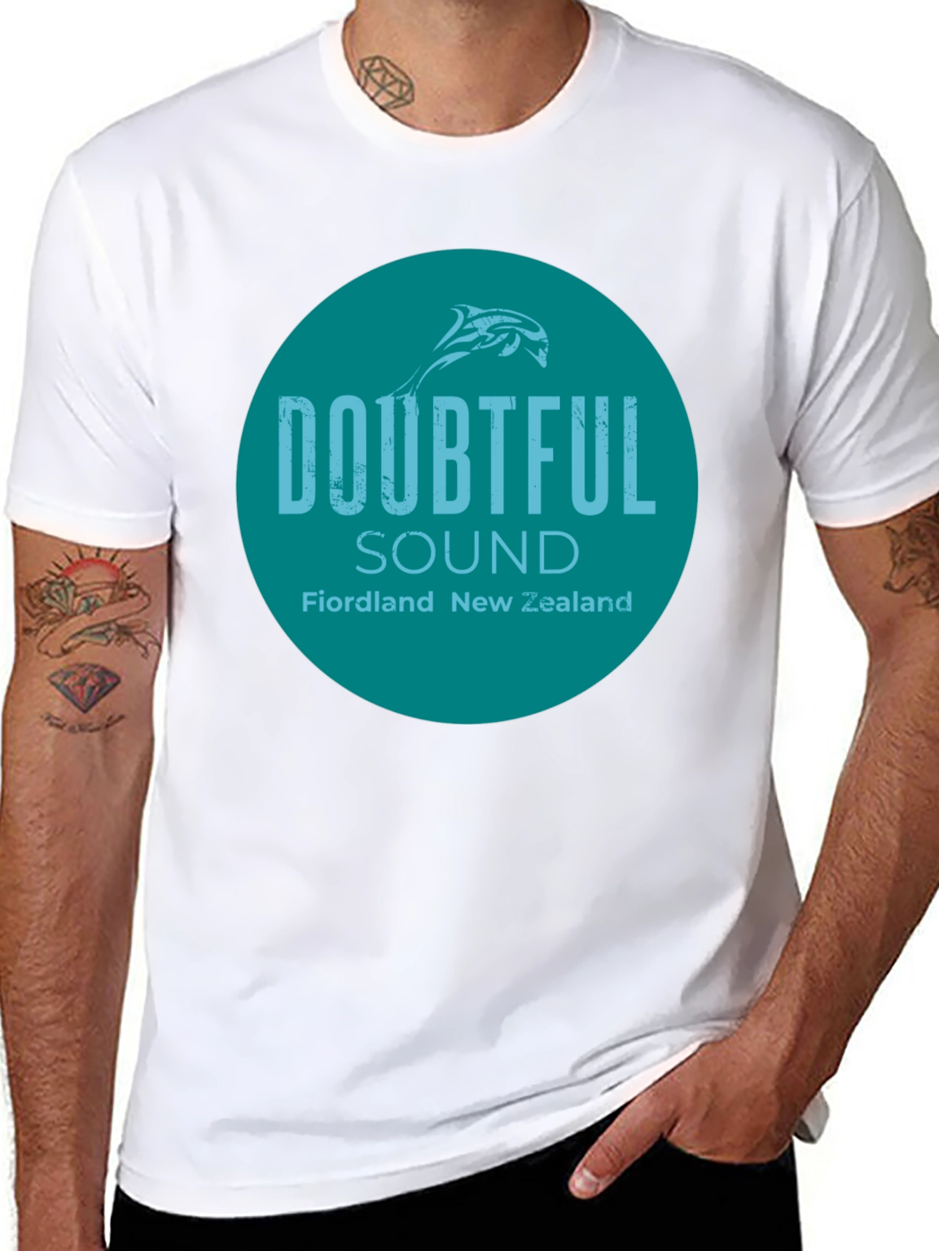 Doubtful Sound New Zealand T-Shirt - Round Graphic Tee