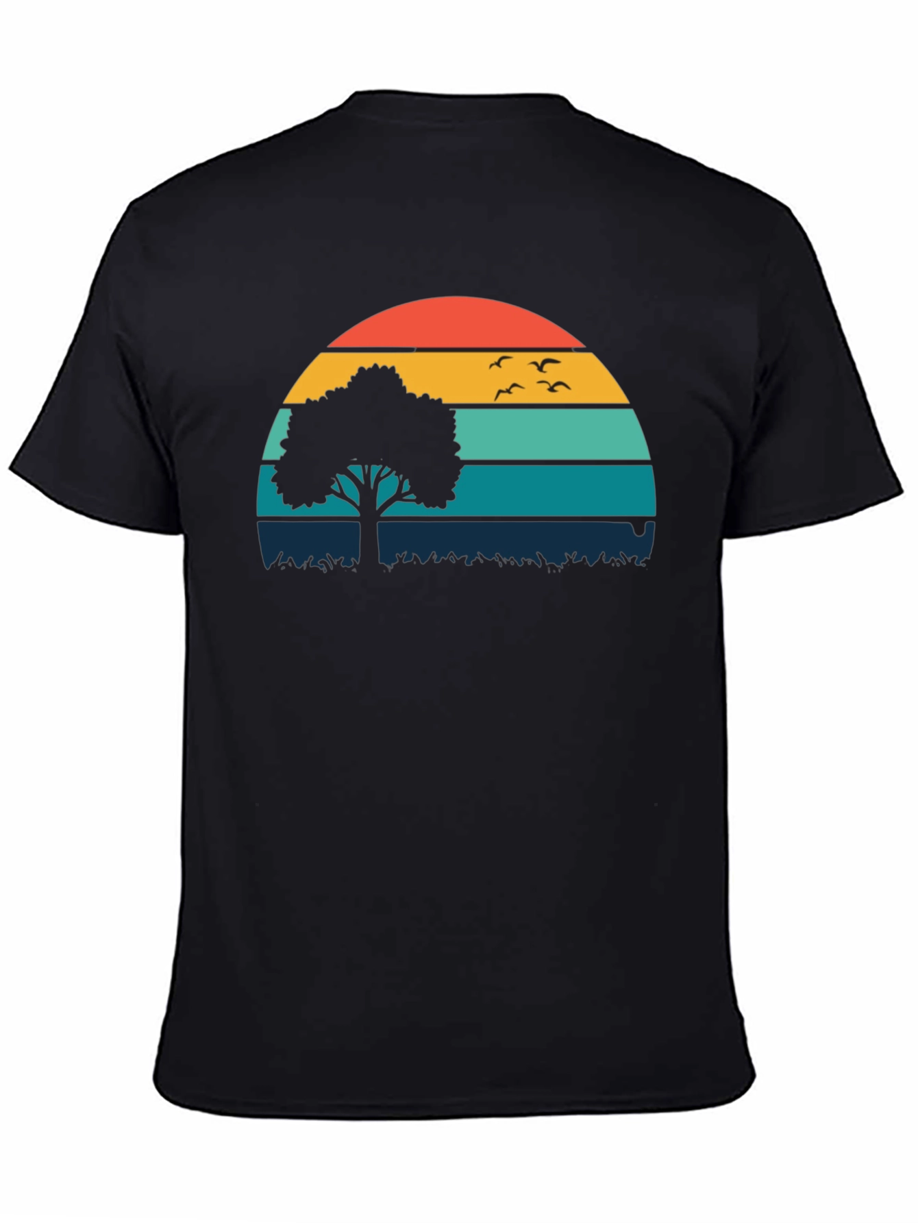 Sunset Tree Graphic Tee - Nature Inspired Comfort