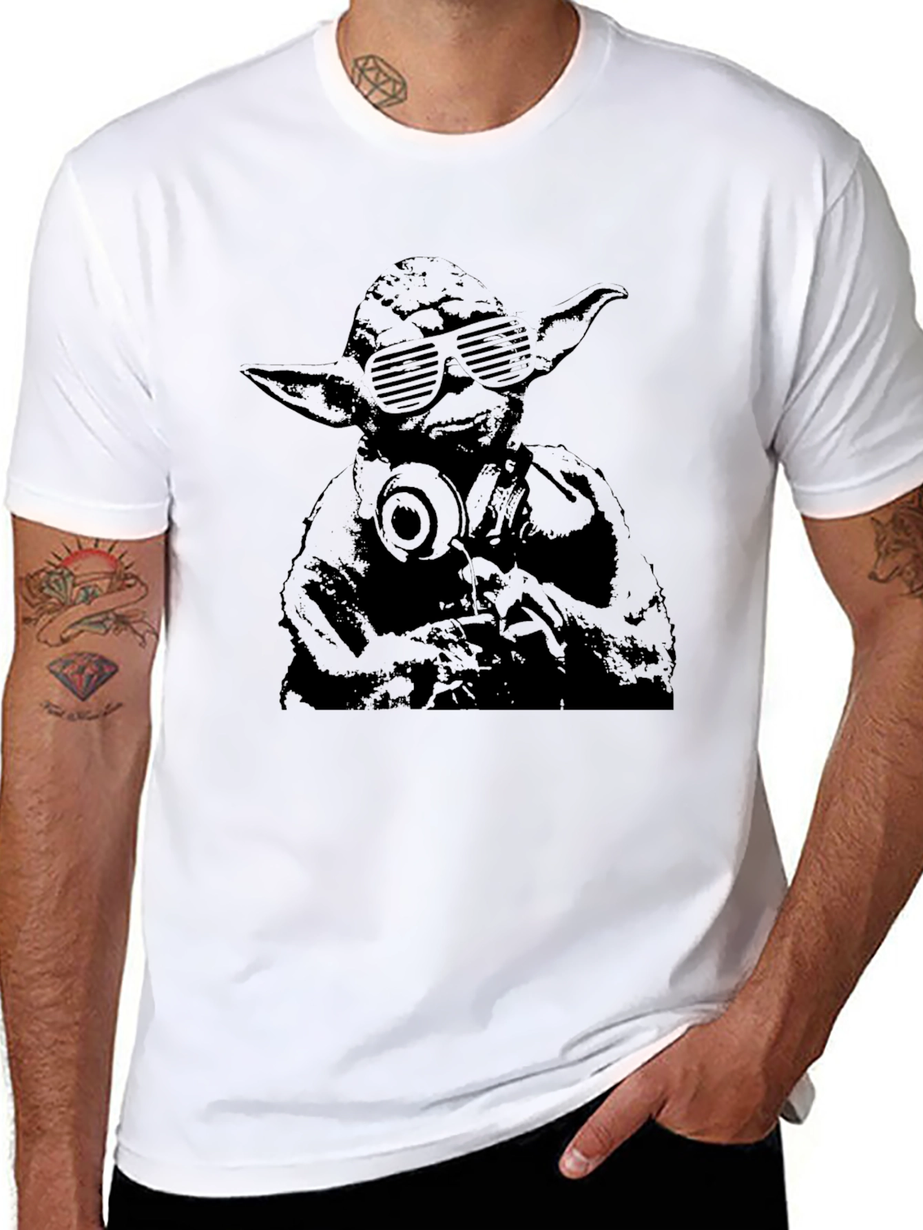 Yoda DJ Graphic T-Shirt - Black