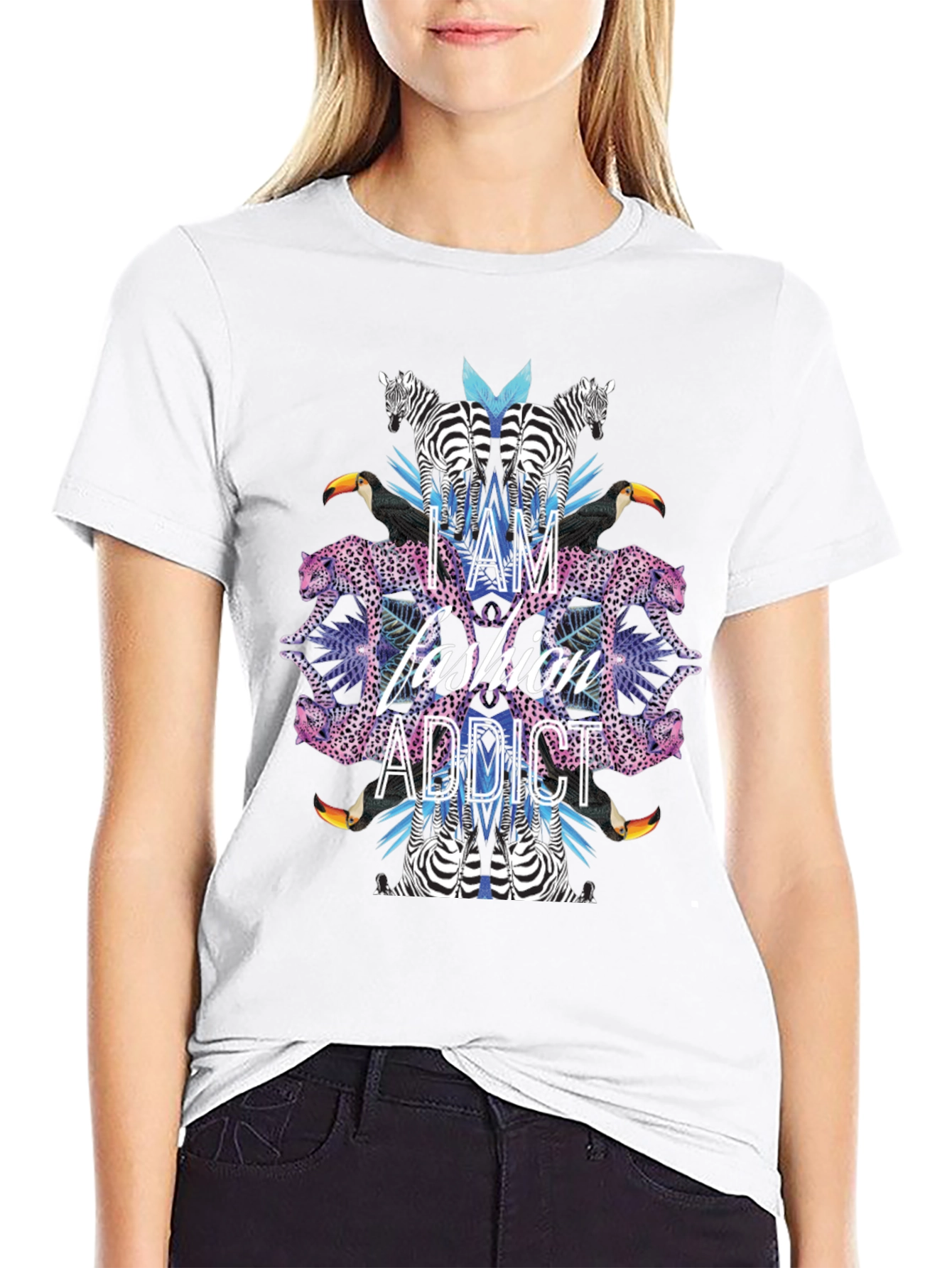 I am Fashion Addict Graphic Print T-Shirt